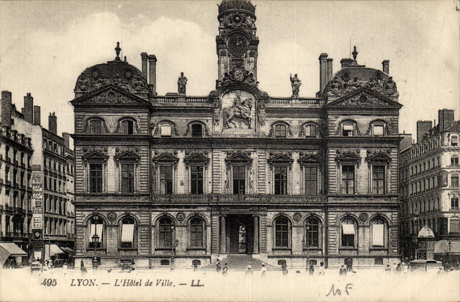 Lyon- L'Hotel de Ville- CPA