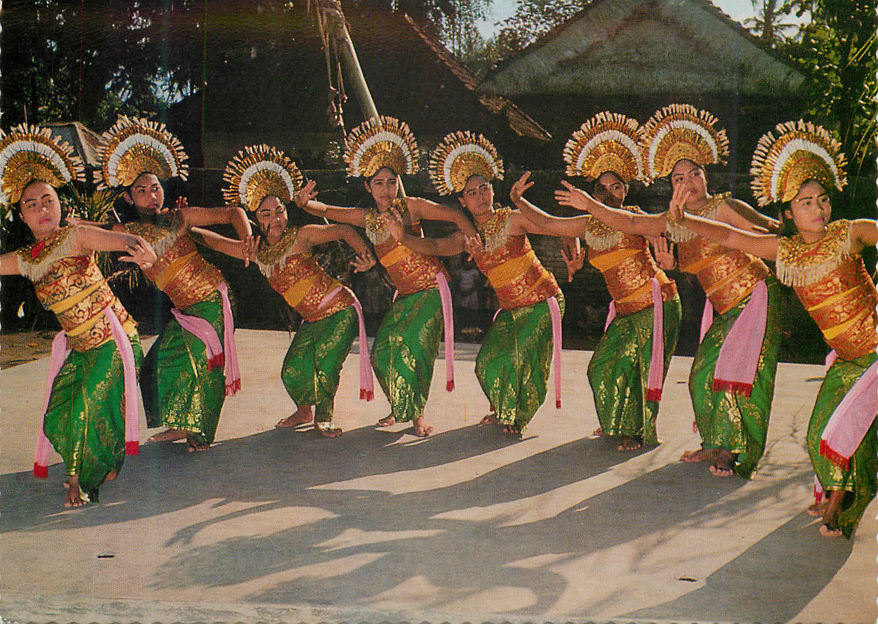 CPM The fascinating Djanger Dance of Bali 
