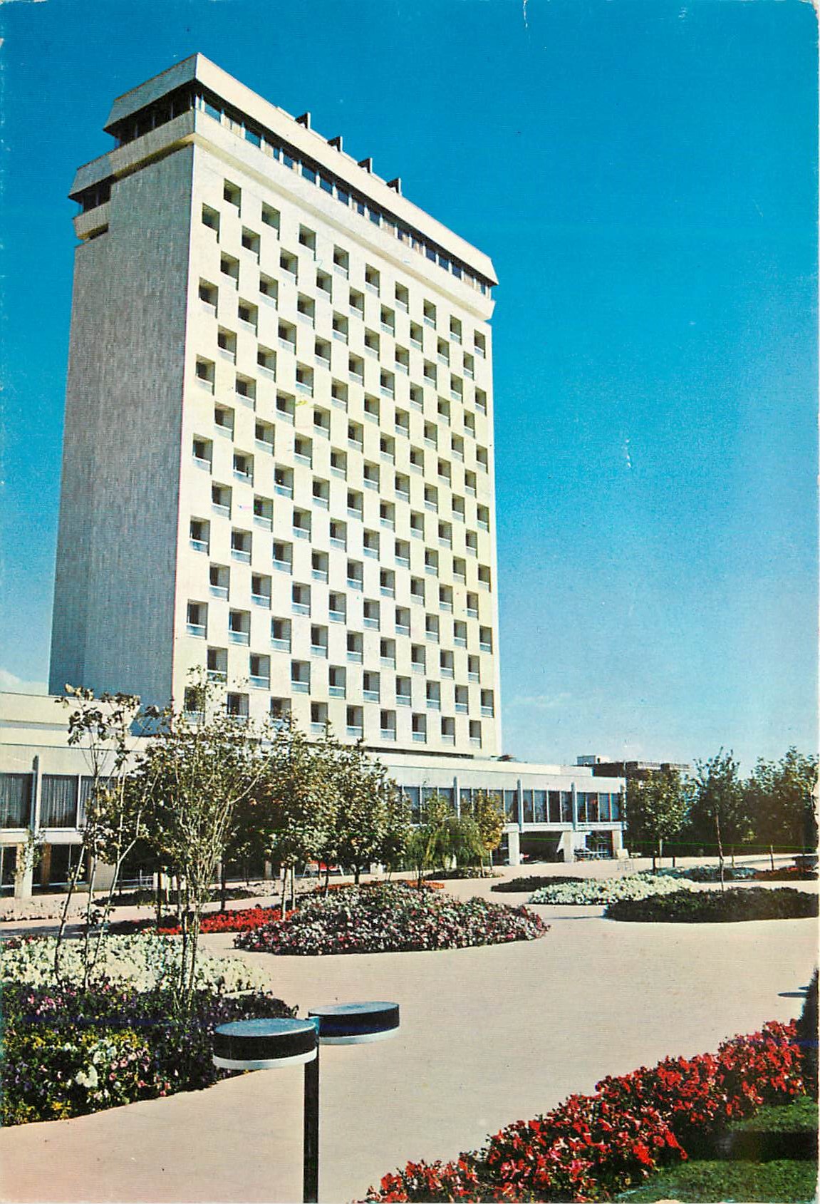 CPM Arya Sheraton Hotel Tehran Fully airconditioned modern luxury hotel 