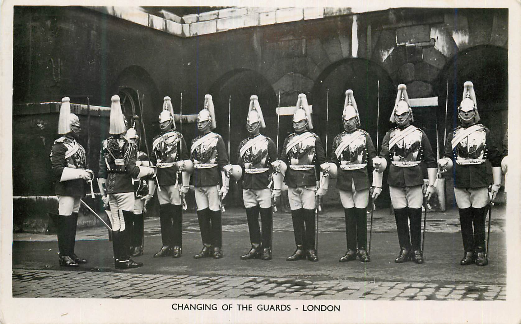 CPM Changing of the guards London Militaria