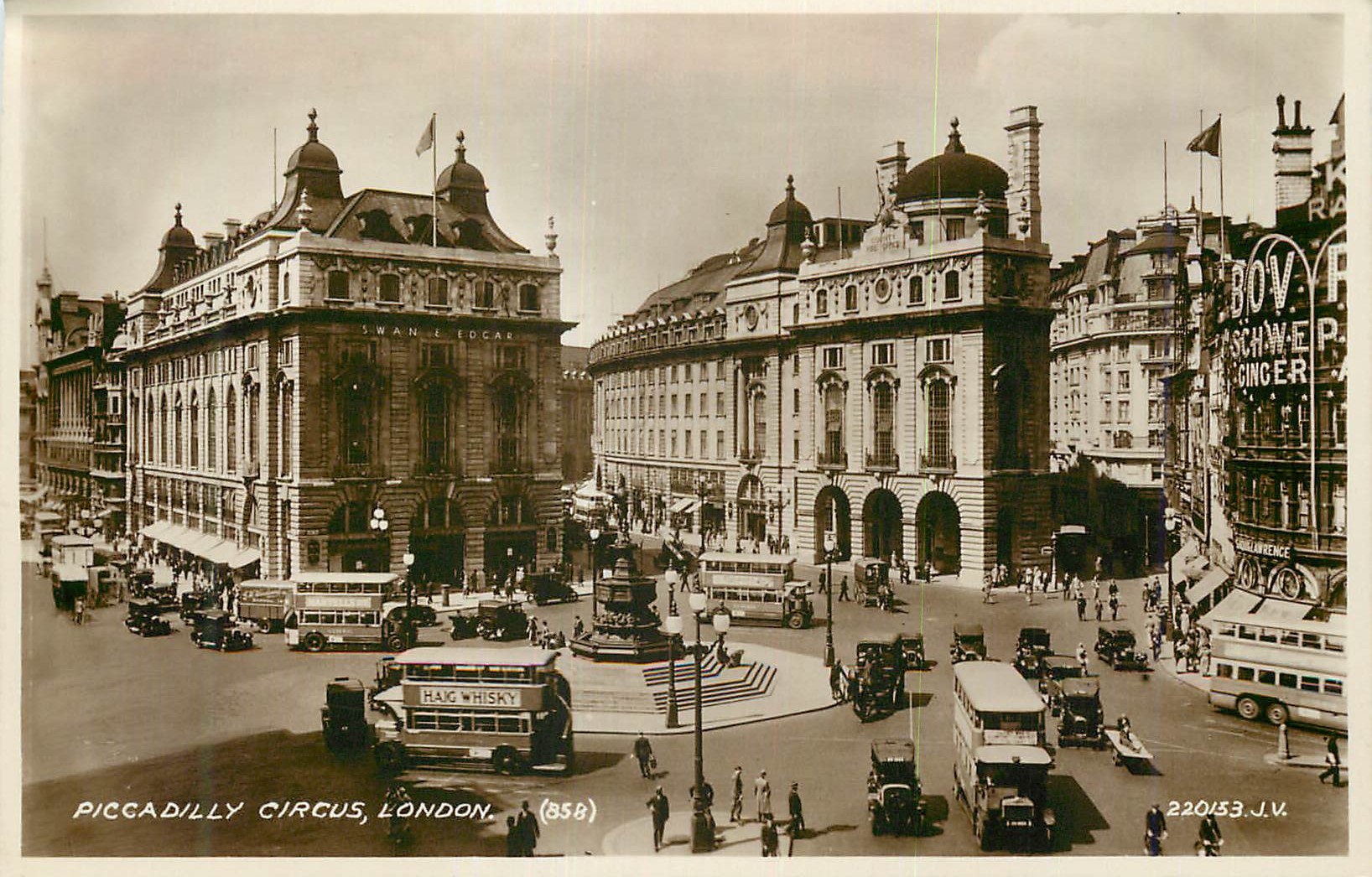 CPM Piccadilly Circus London Autobus Hajg Whisky