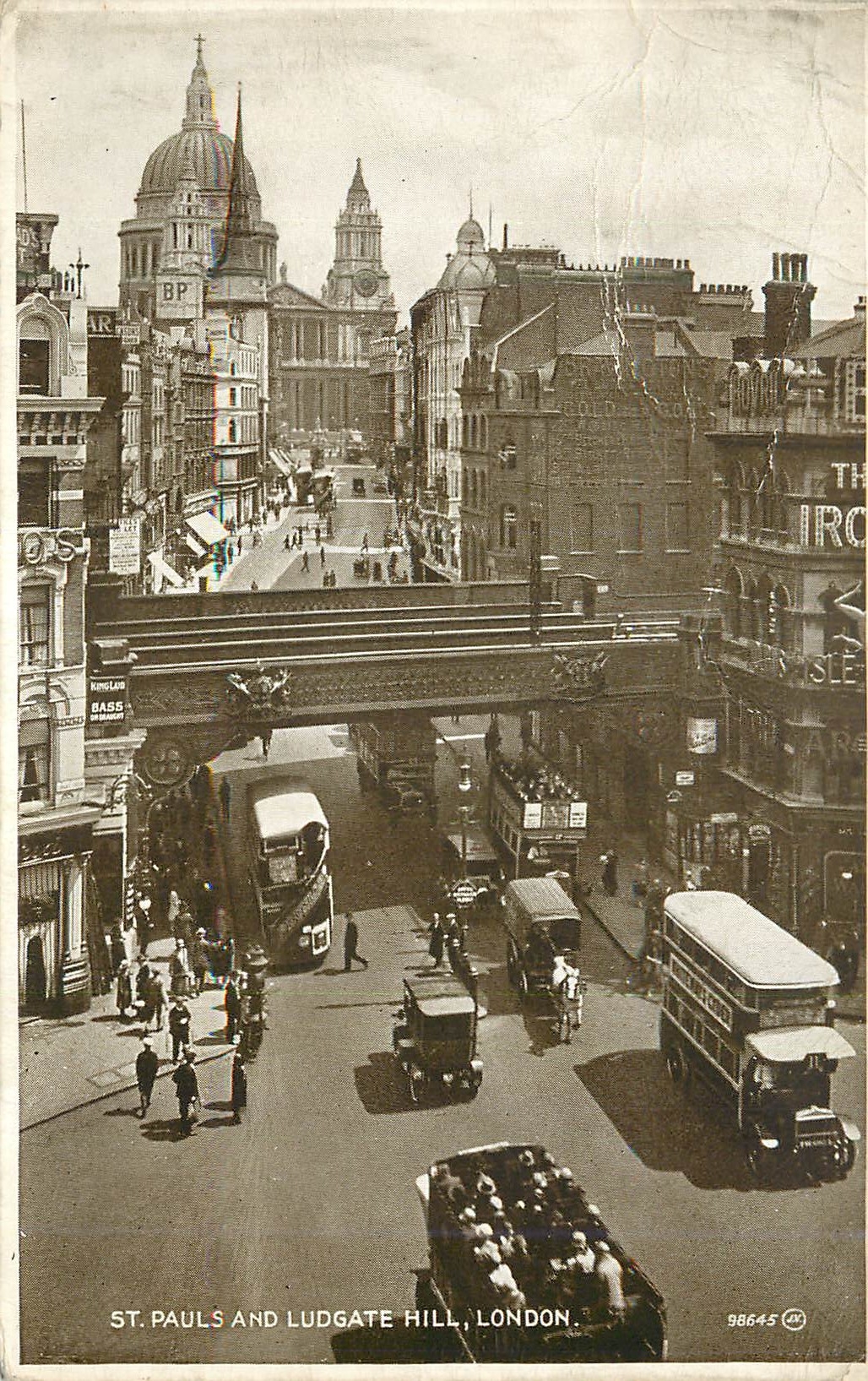 CPM St Pauls and Ludgate Hill London Autobus