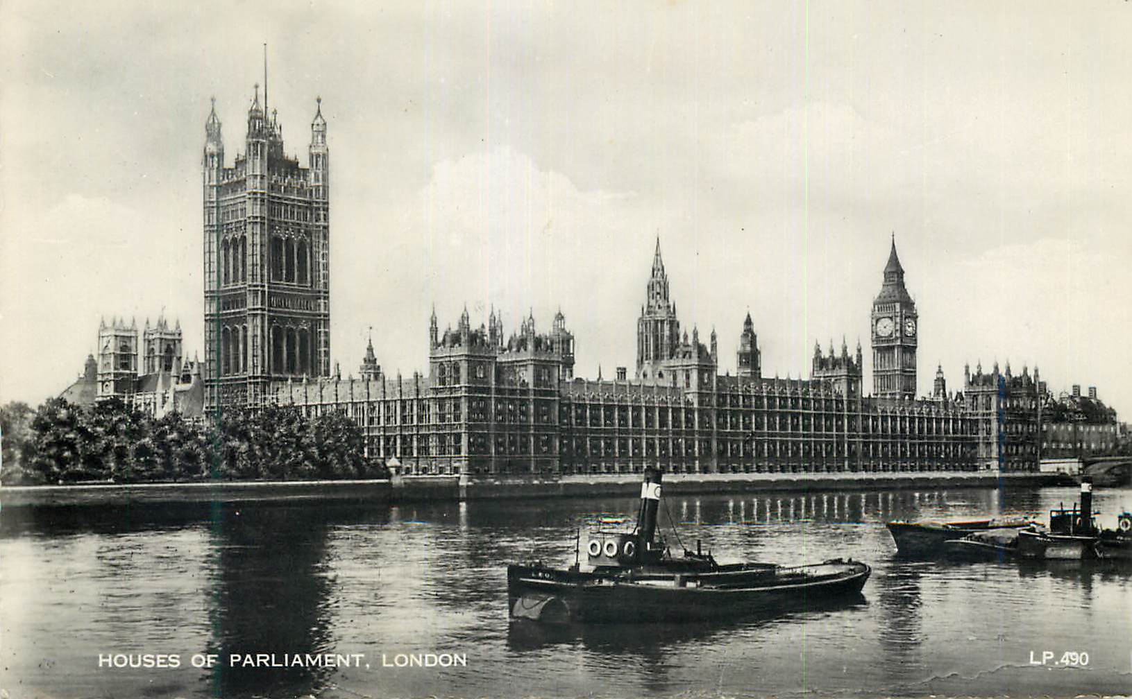 Houses of Parliament, London — vue du fleuve avec bateaux — Lansdowne Publishing Co. Ltd., série LP.490