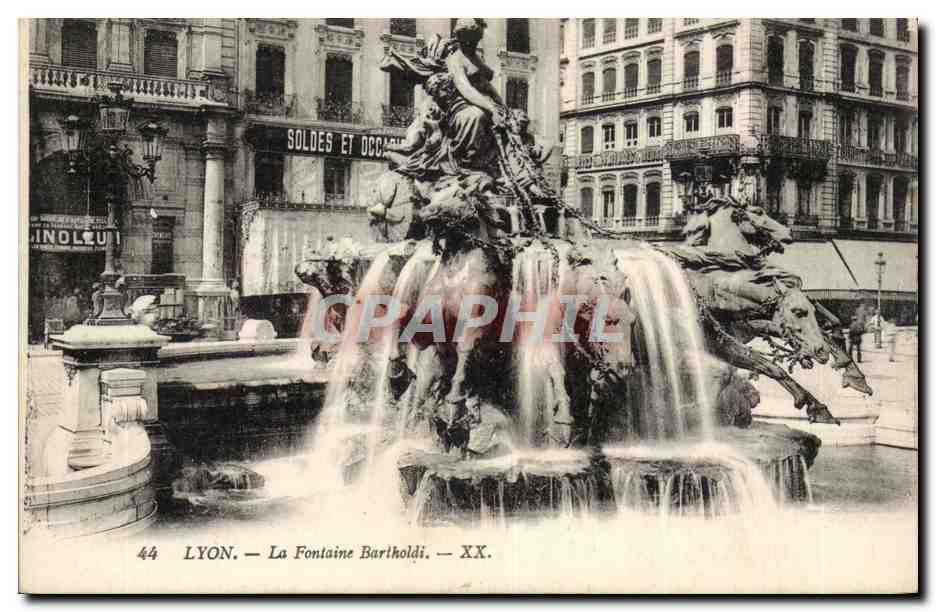 LYON. — La Fontaine Bartholdi. — XX. — Éditeur : Lévy Frères & Cie, n° 44