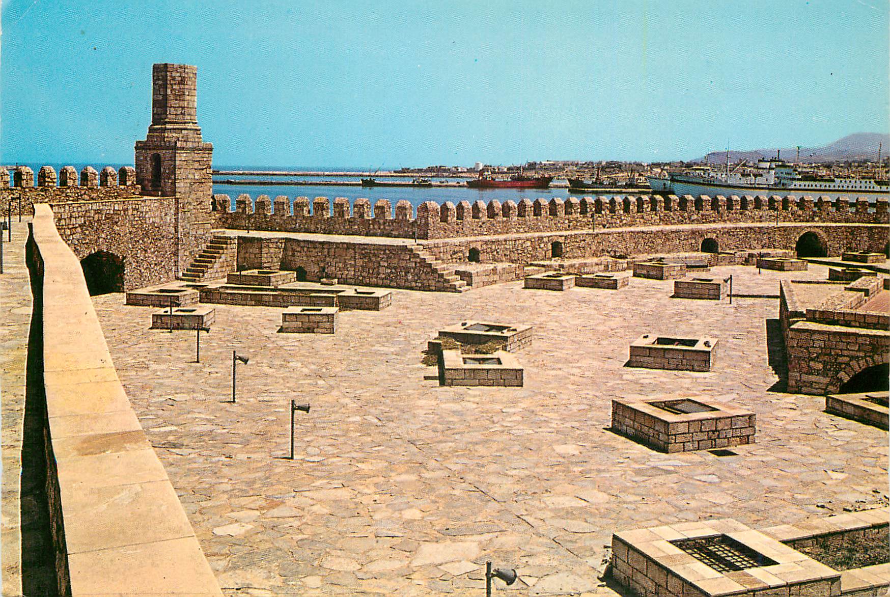 CPM Heraclion le Port et la Forteresse Koules