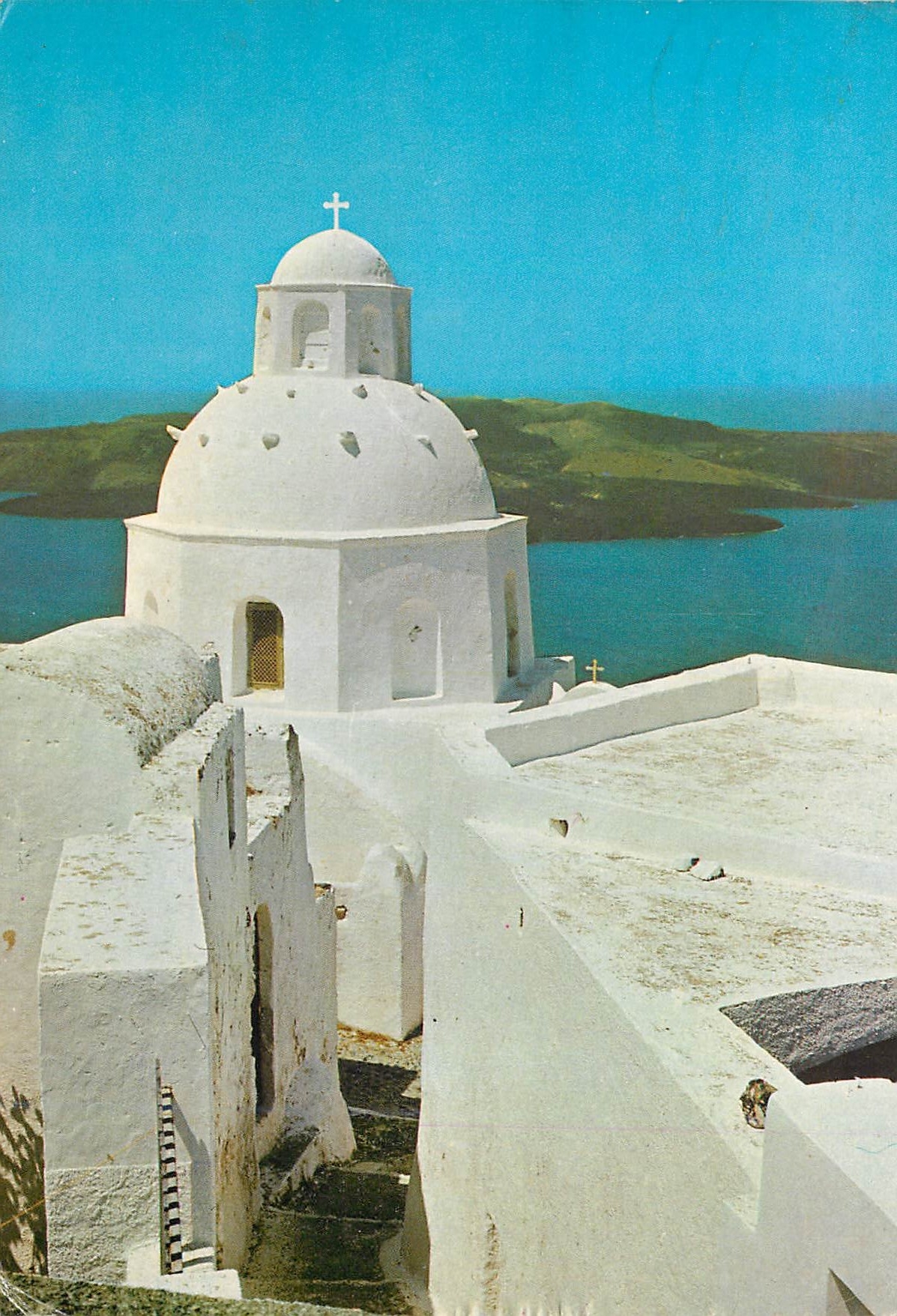 CPM Santorine (Thera) l'Eglise du St Minas et l'Ile de Kammeni