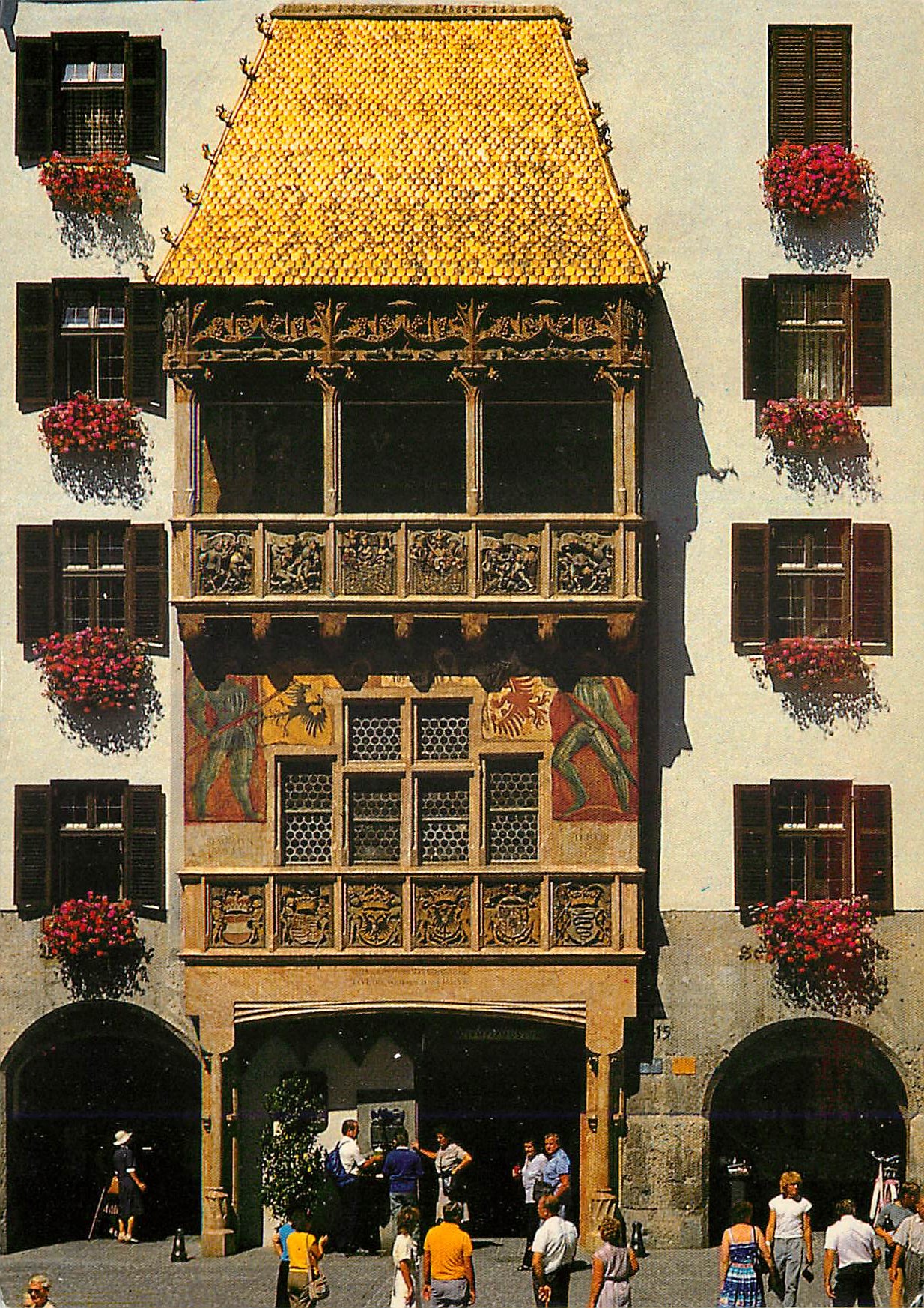 CPM Innsbruck Tirol Austria Le Petit Toit d'Or Dans la Vieille Ville