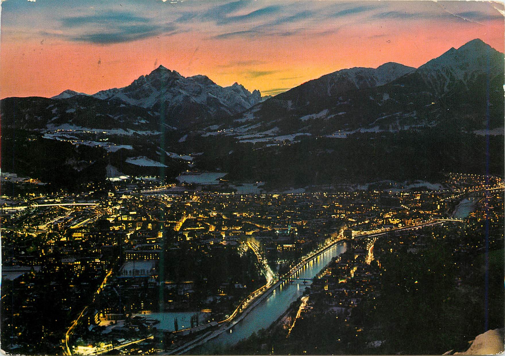 CPM Innsbruck Vue de l'Hungergurg sur la Vulle Vers le Coucher du Soleil