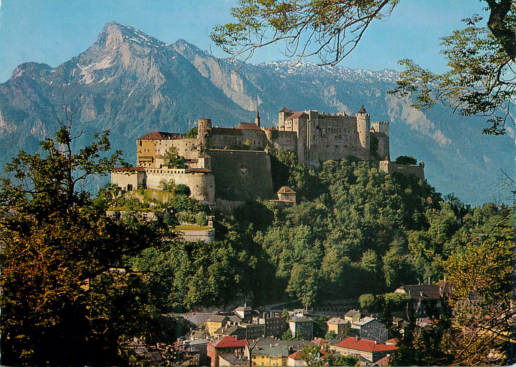 CPM Malerisches Salzburg festung Hohensalzburg mit Untersberg 1801m