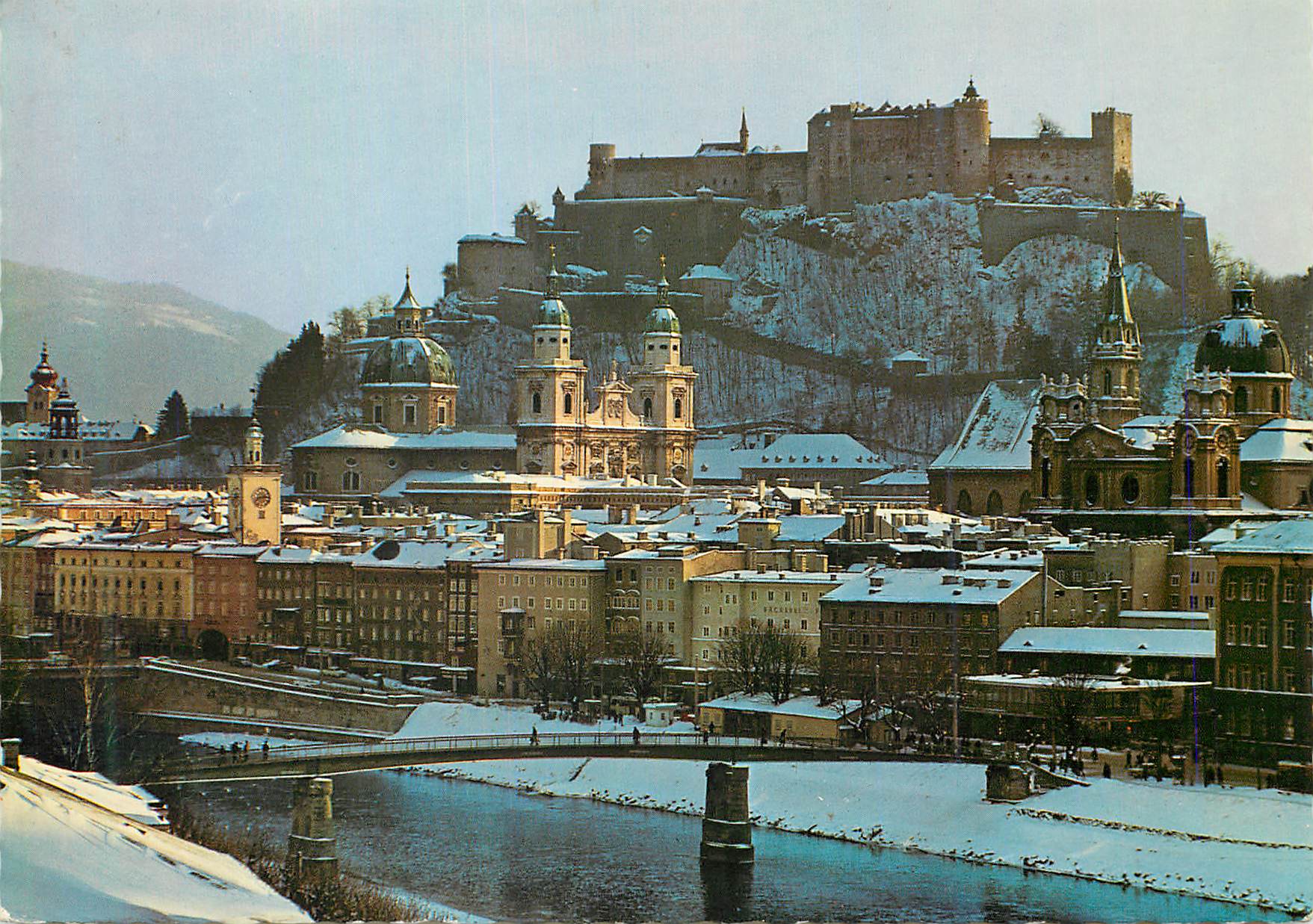 CPM Salzburg Mit Hohensalzburg im Winter