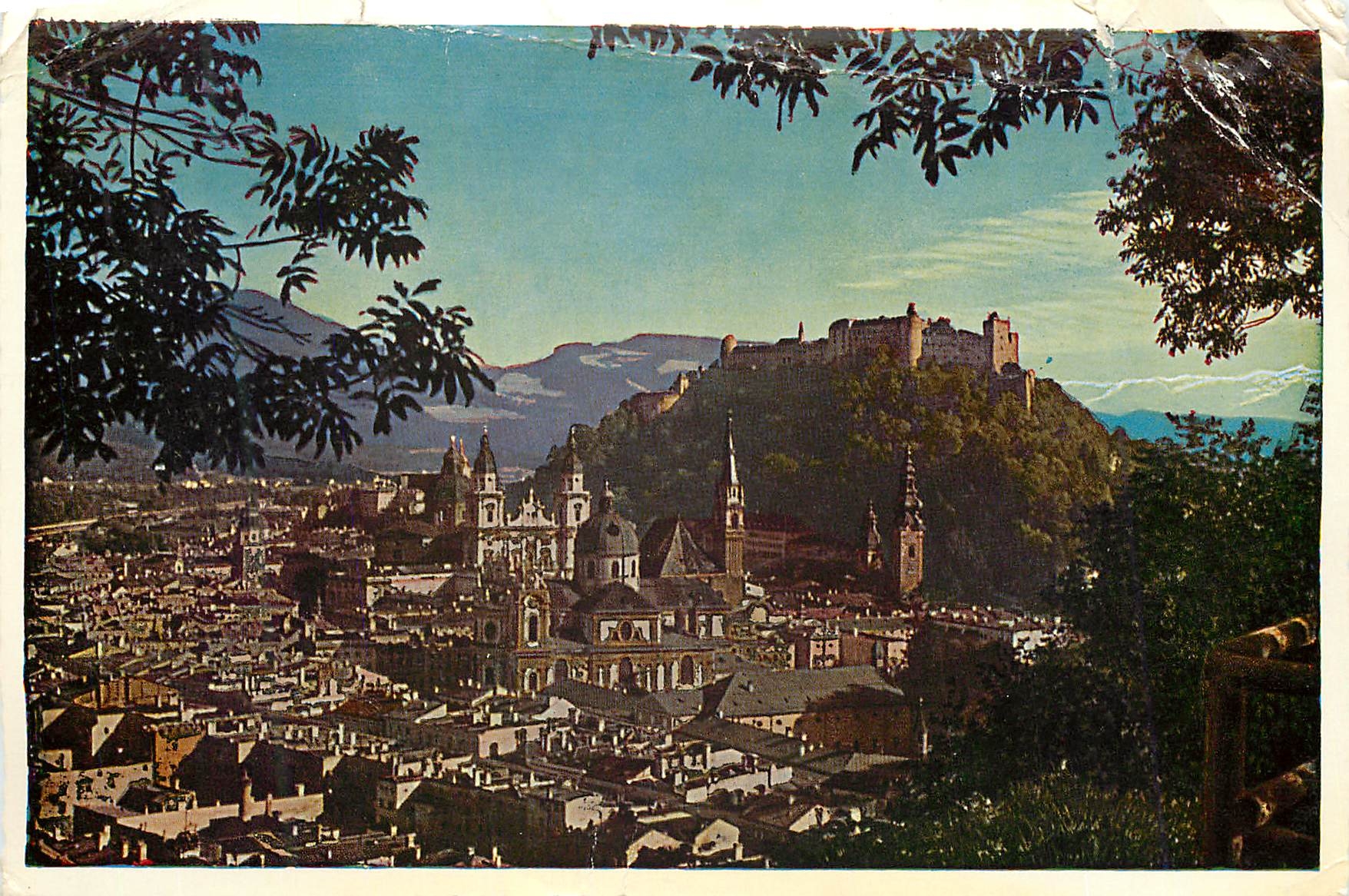 Tarjeta postal moderna La ciudad de los festivales de Salzburgo Vista desde Monchsberg