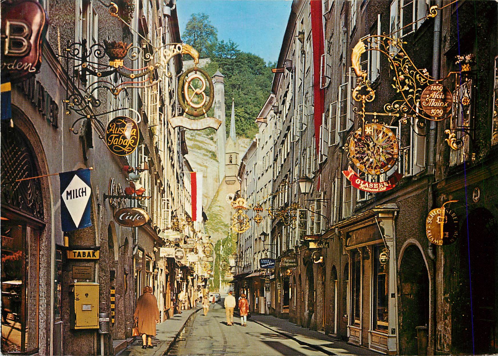 CPA Getreidegasse (Rue des Grains)) avec ses Vieilles Enseignes