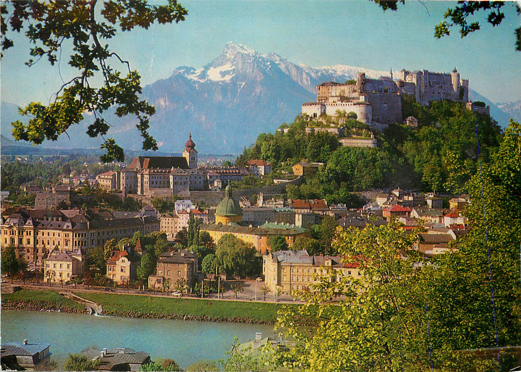 CPA Salzburg La Valle de Mozart La Forteresse de Hohensalzburg et l'Untersberg (Alt 1853m)
