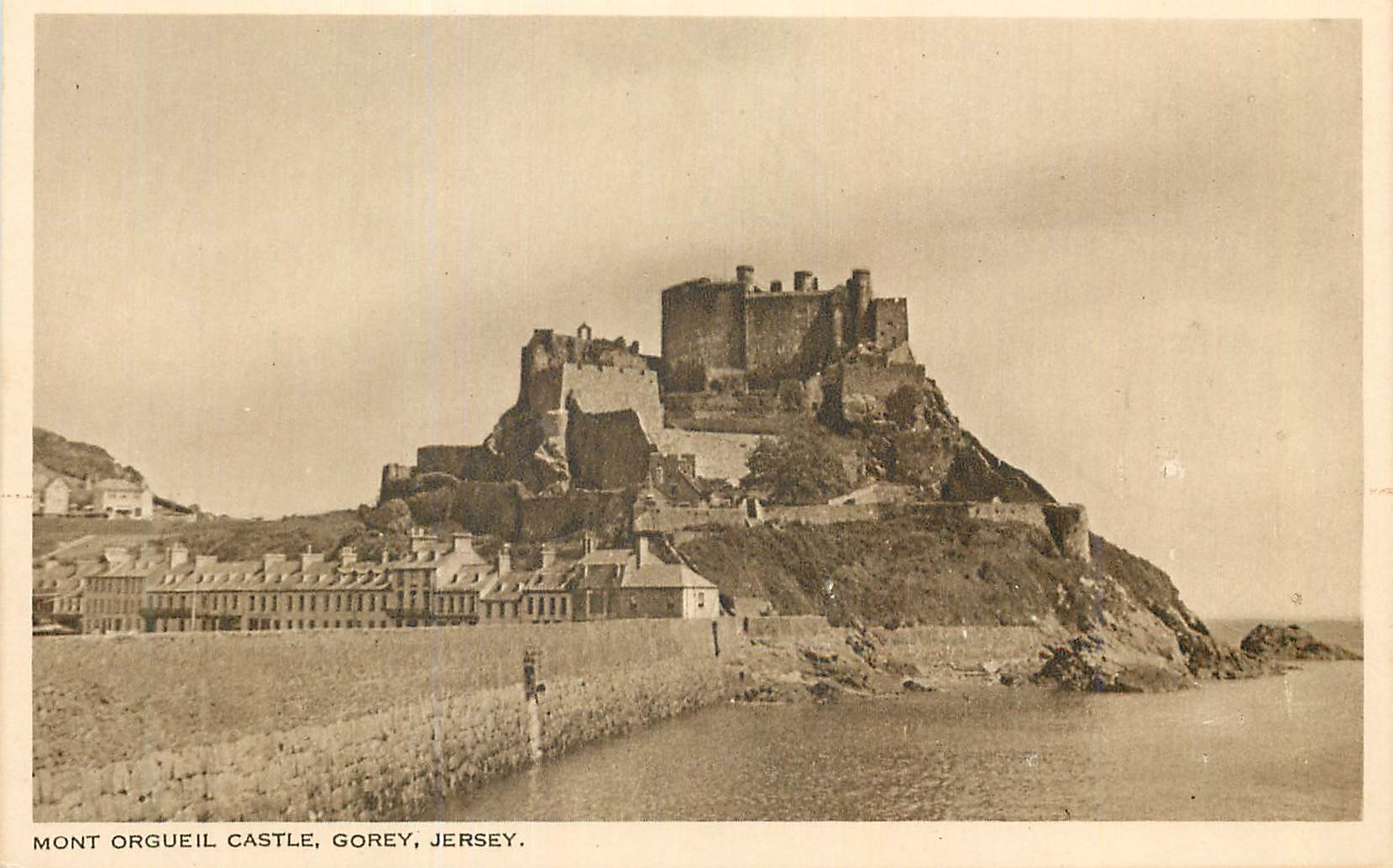 CPA Mont Orgueil Castle Gorey Jersey