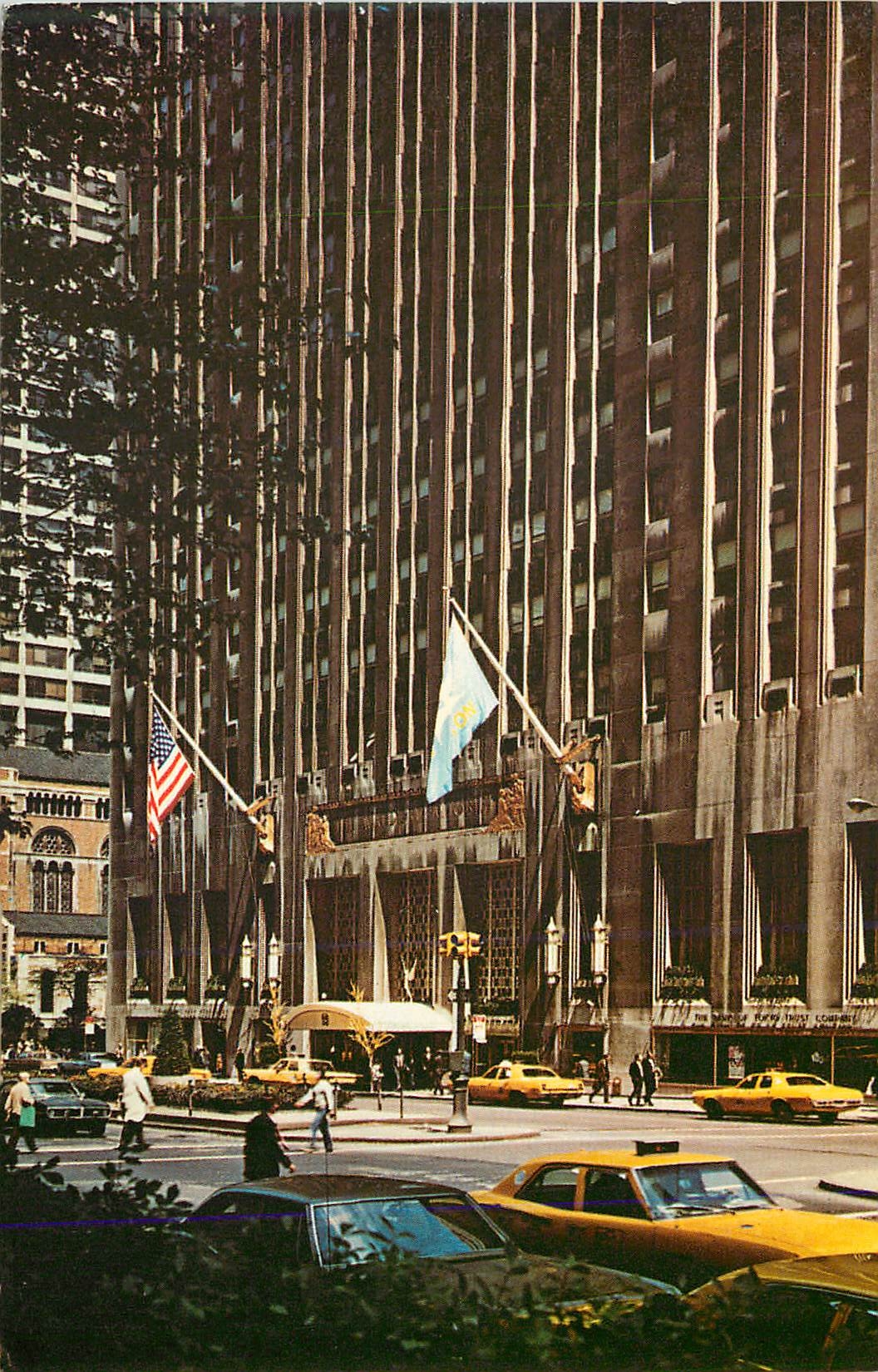 CPM The Waldorf Astoria On Park Avenue at East 50th Street a fabulous Fun Hotel at The Center of The Excitement That is 