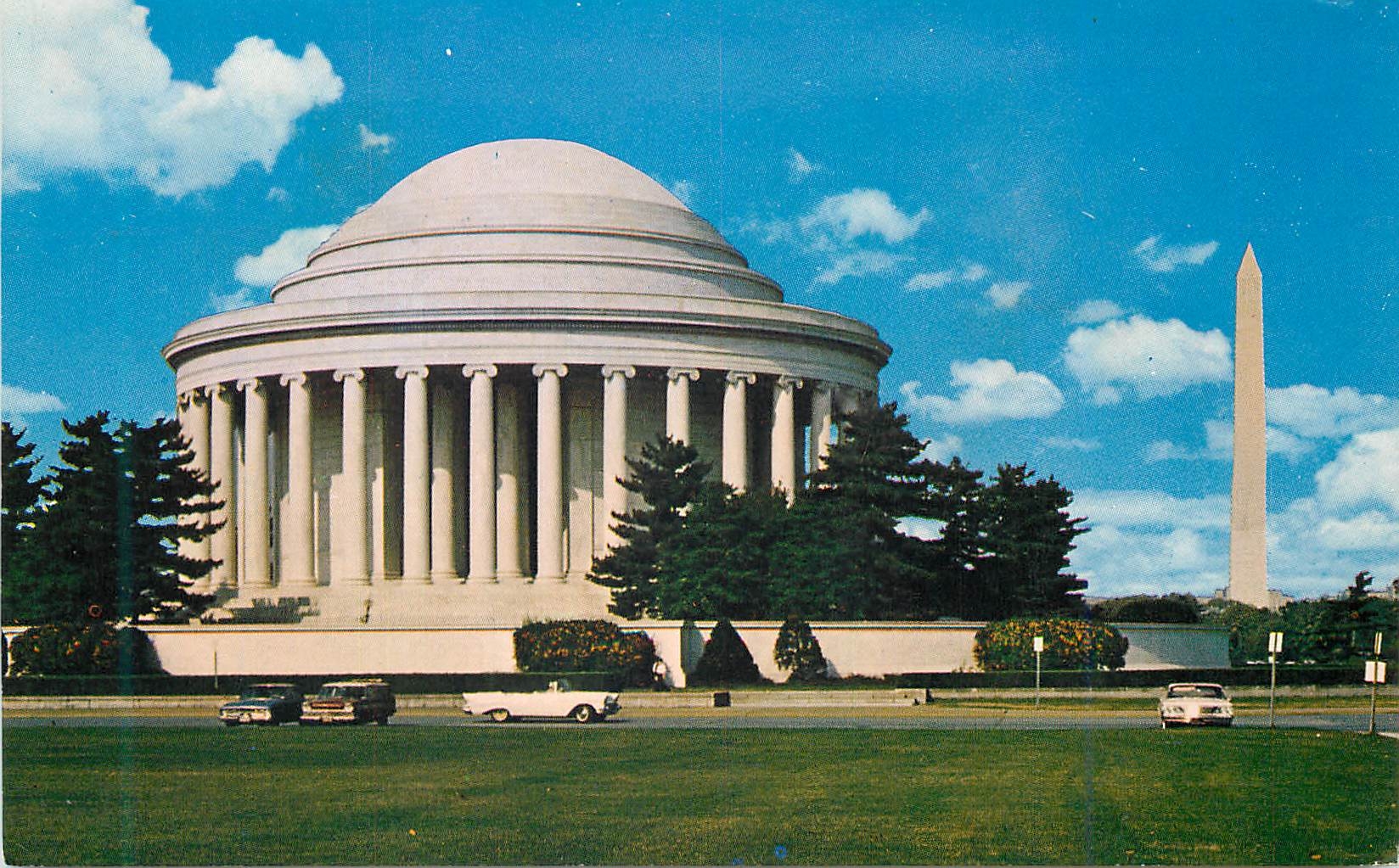 CPM Jefferson and Washington Monument the Magnificent Jefferson Memorial houses a massive Statue of Thomas Jefferson