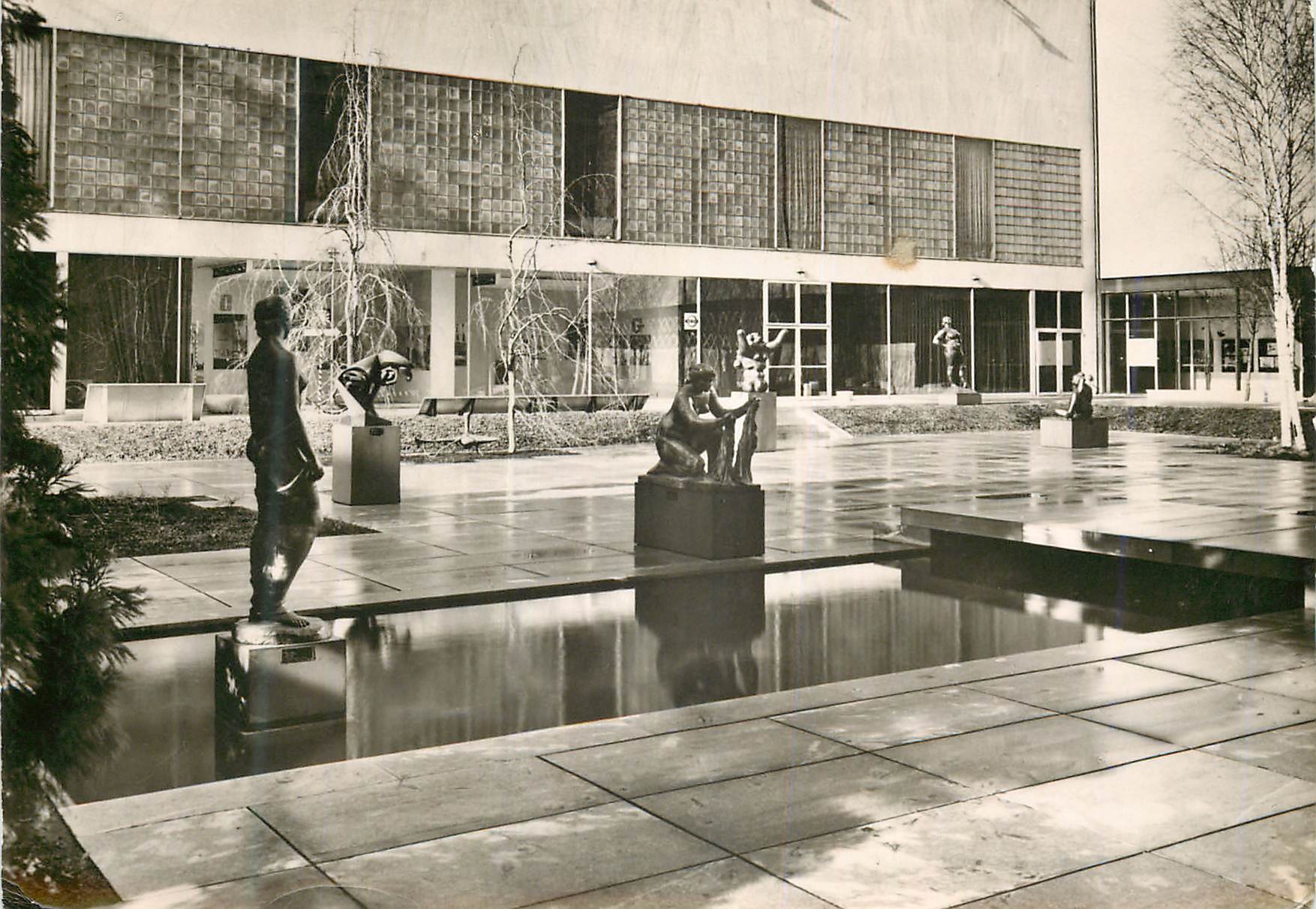 CPM The Museum of Modern Art 11 west 53 Street New York 19 NY