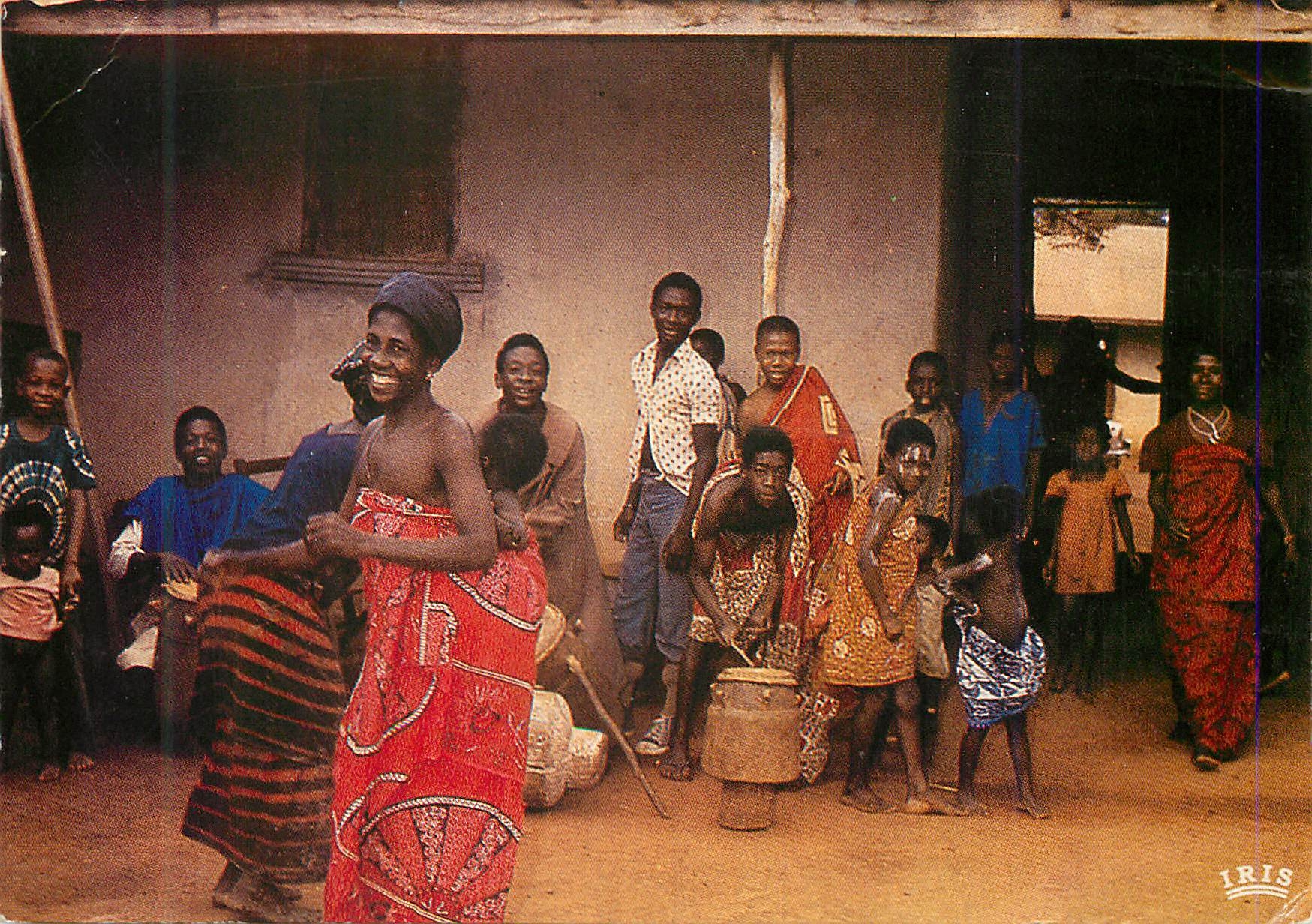 CPM Afrique en Couleurs Danse Folklorique au Village