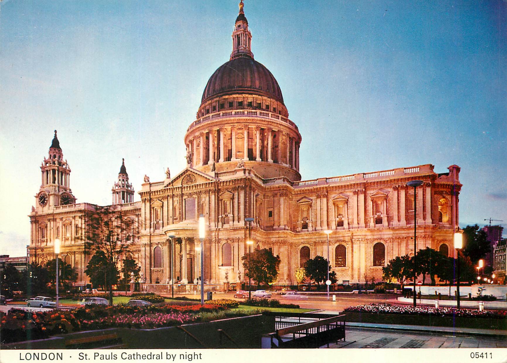 CPM London St Paul Cathedral By Night