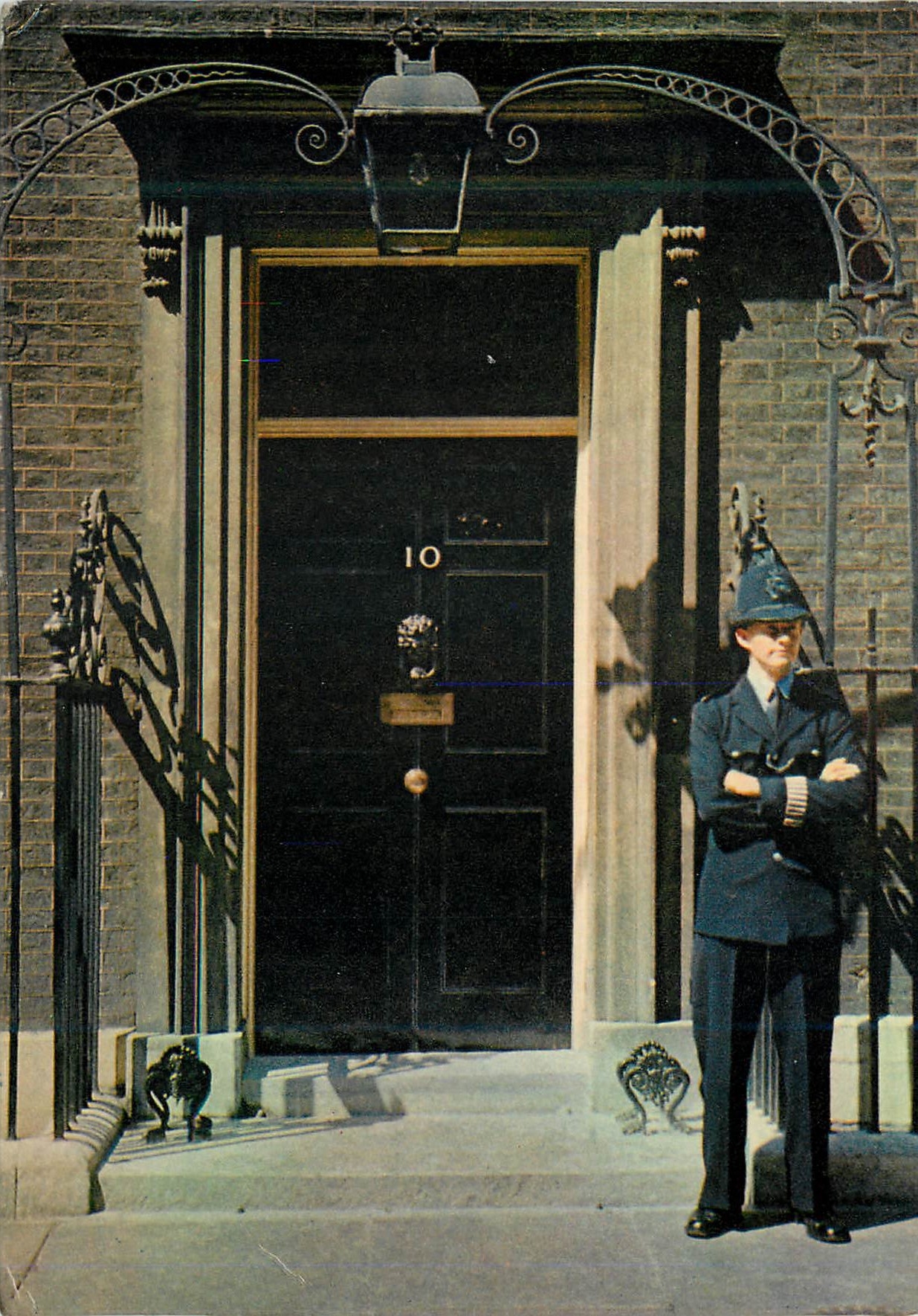 CPM 10 Downing Street London Police