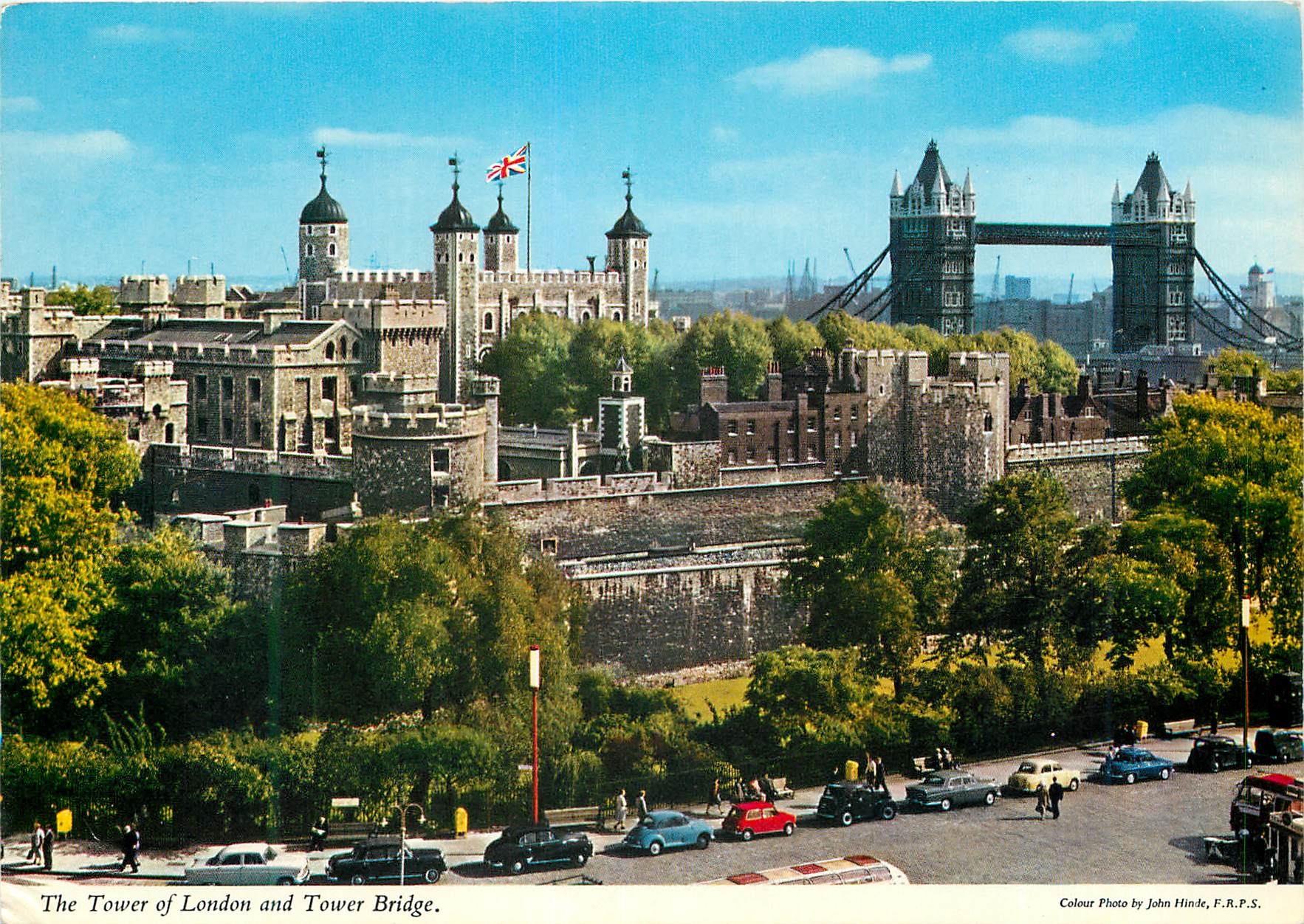 CPM The Tower of London and Tower bridge