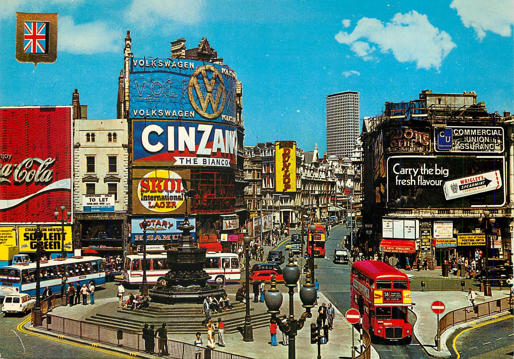 CPM London Piccadilly Circus and Statue of Eros Coca Cola Coca-Cola Skol