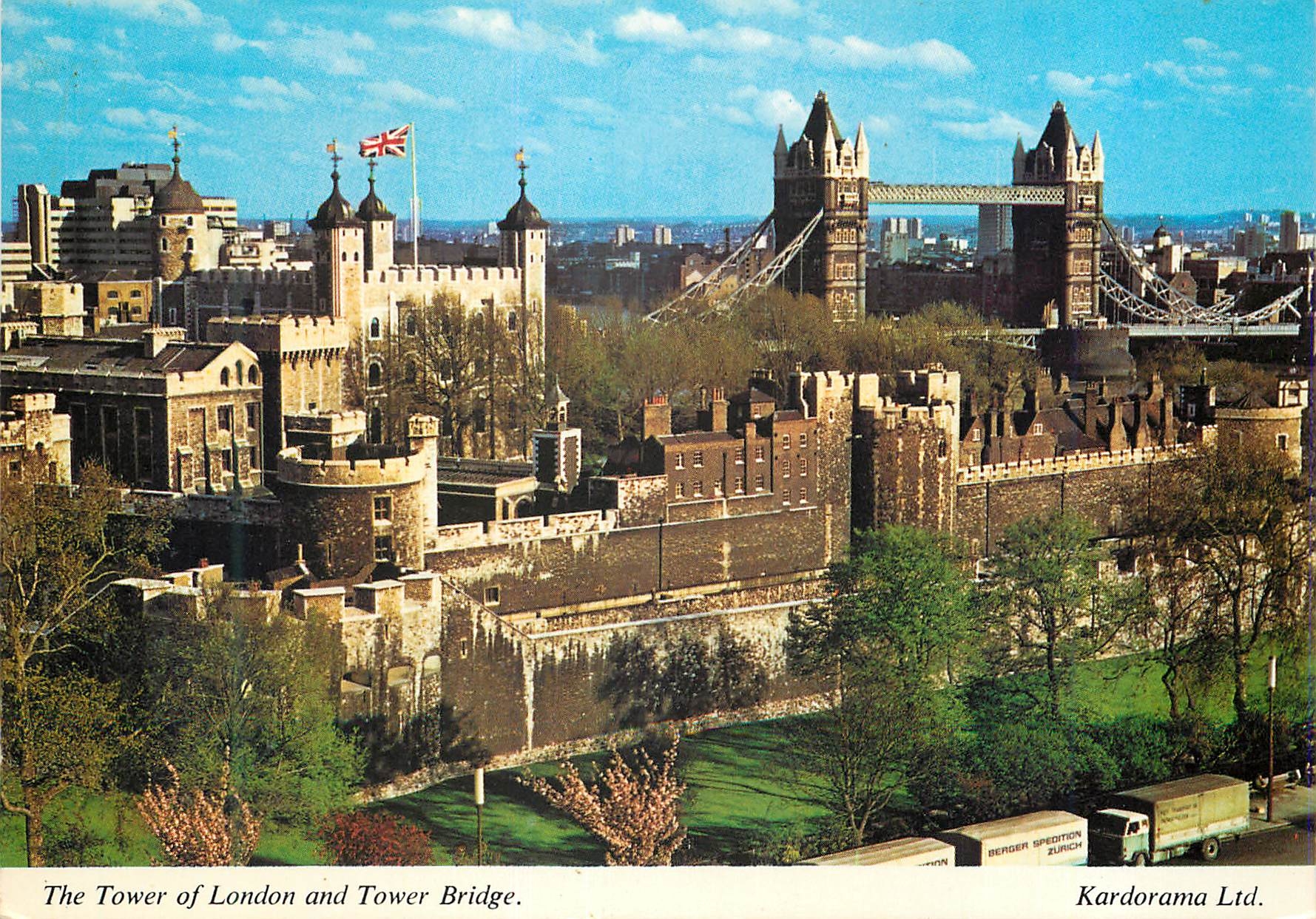 CPM The Tower of LOndon and Tower Bridge