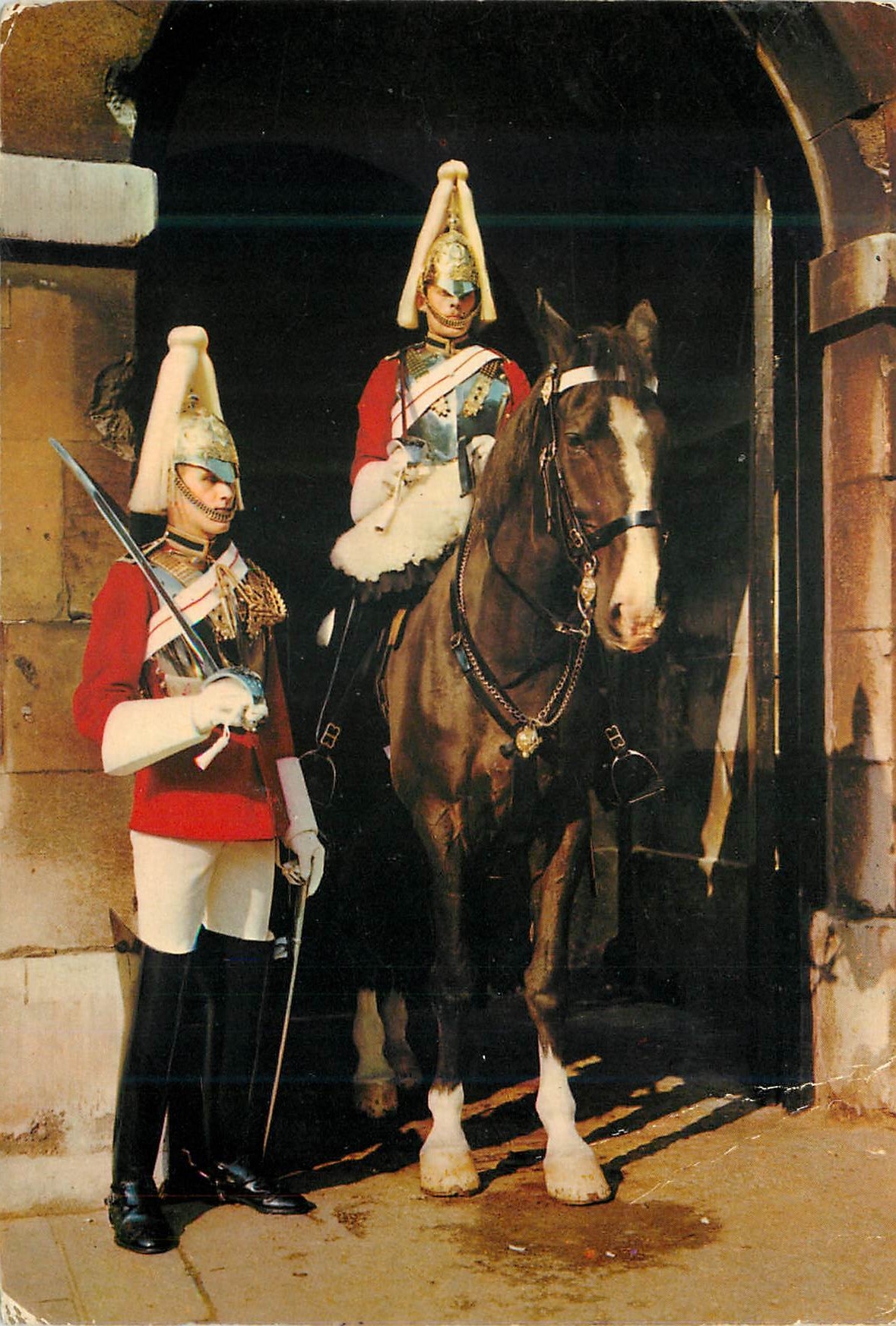 CPM Mounted and Dismounted Sentries of the Lifeguard Whitehall Greeting from London Militaria