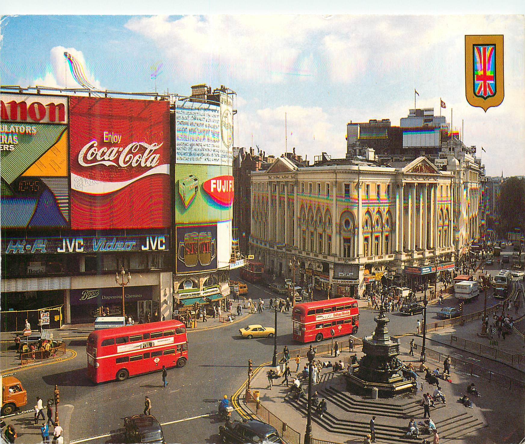 CPM Piccadilly Circus et la Statue d'Eros Autovus Coca Coca Coca-Cola