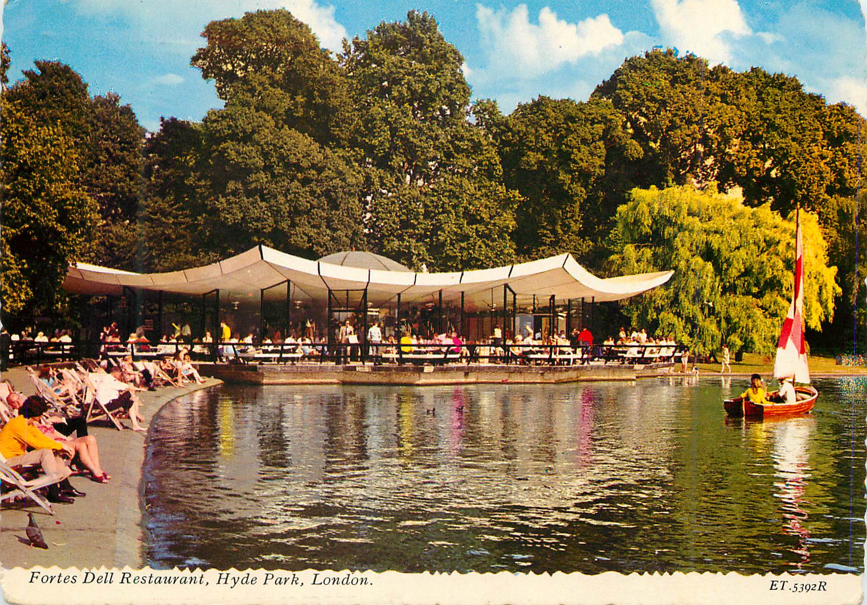 CPM Fortes Dell Restaurant Hyde Park London