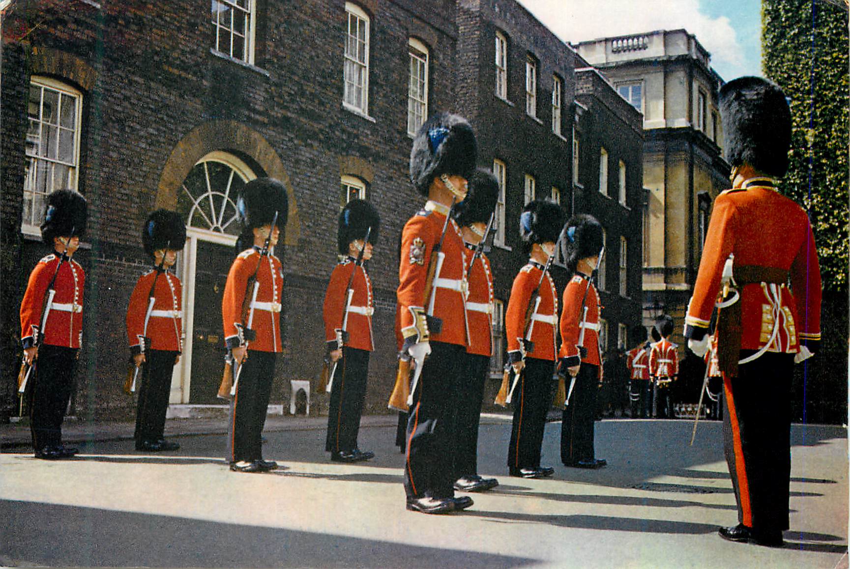 CPM London Irish Guards a department of the Queen's Guard Militaria