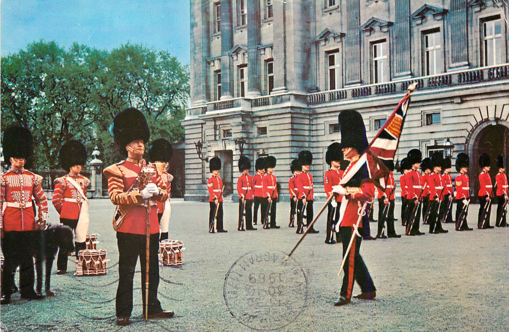 CPM Changing the Guard Ceremony at Buckingham Palace London Militaria
