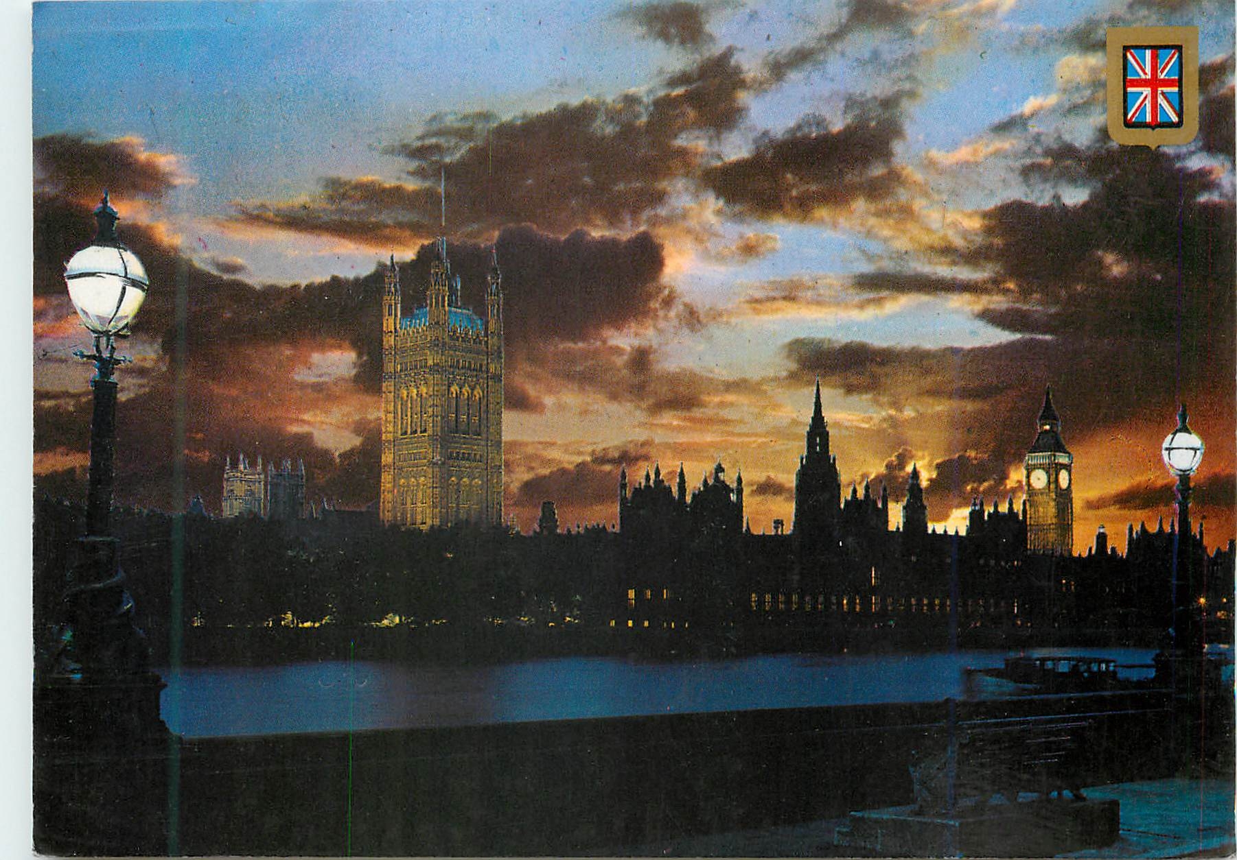 London — Sonnenuntergang über den Big Ben und die Houses of Parliament — KAROGRAMA
