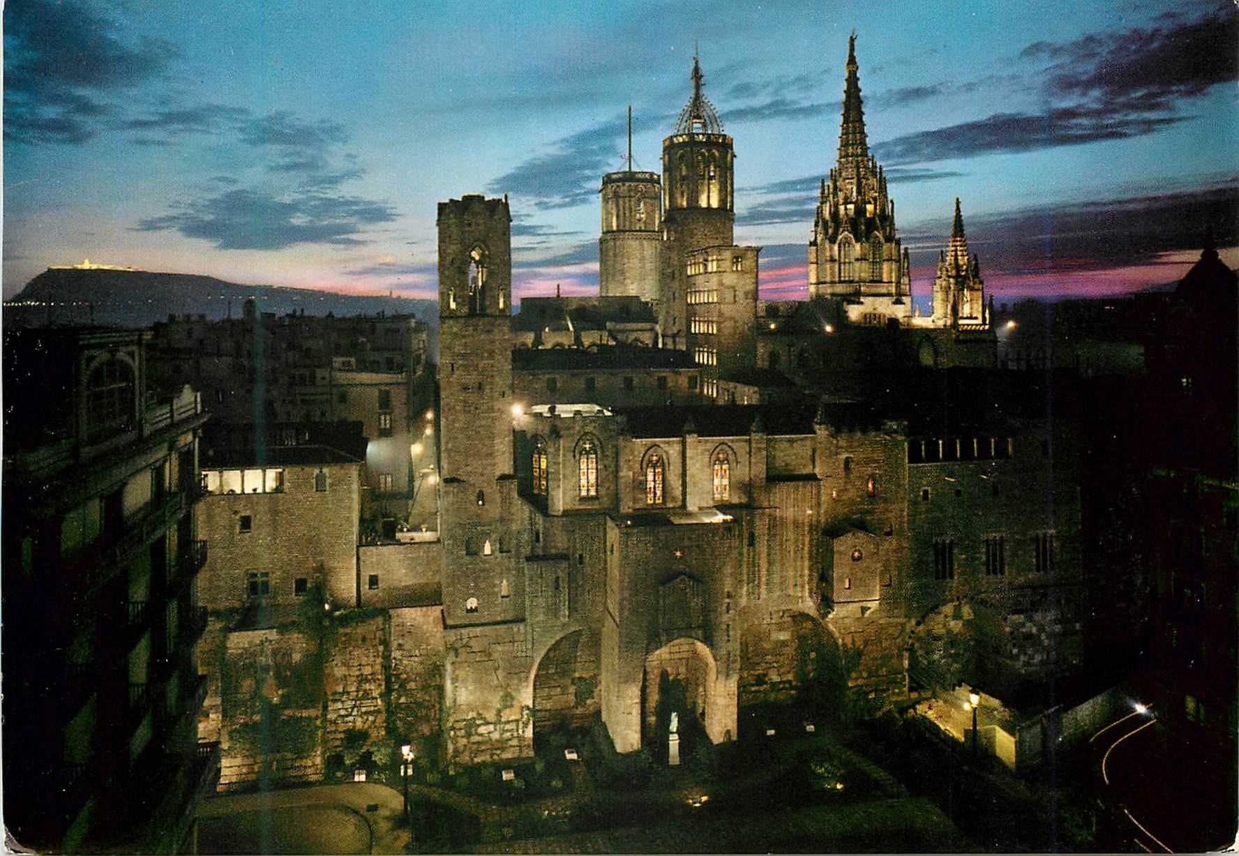 CPM Barcelona Quartier Gothique Place Berenguer Nuit