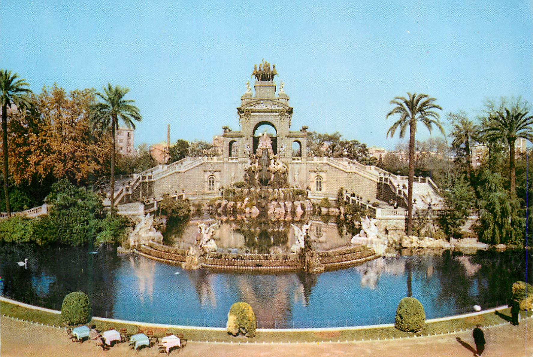 CPM Barcelona Parc de la Citadelle Fontaine Monumental