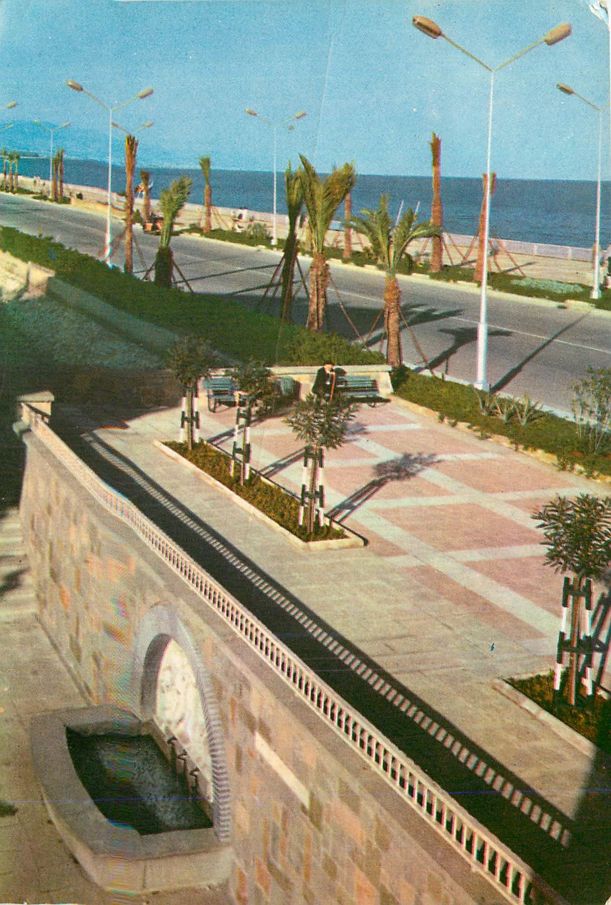 CPM Barcelona Fontainede Carmen Amaya et Promenade Maritime