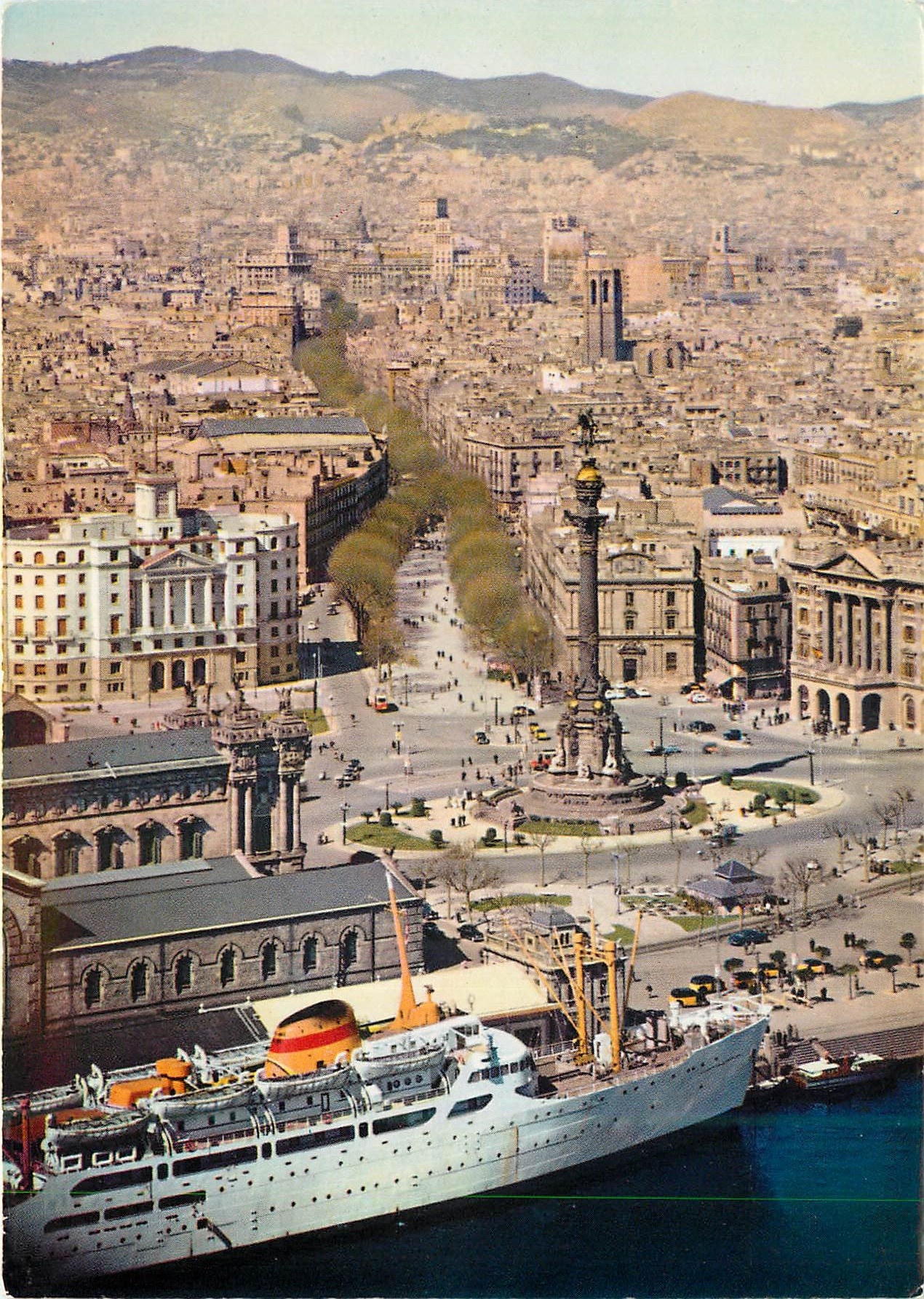 CPM Barcelona Puerta de la Paz Colomb et Ramblos Bateau