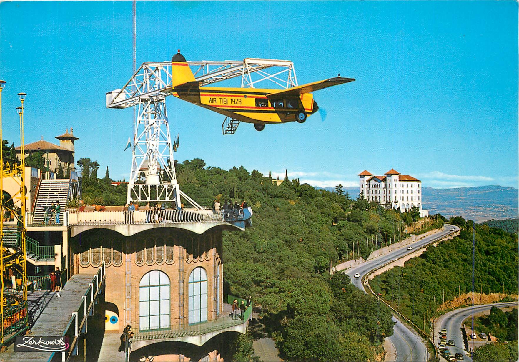 CPM Barcelona Tibidabo Detail Avion
