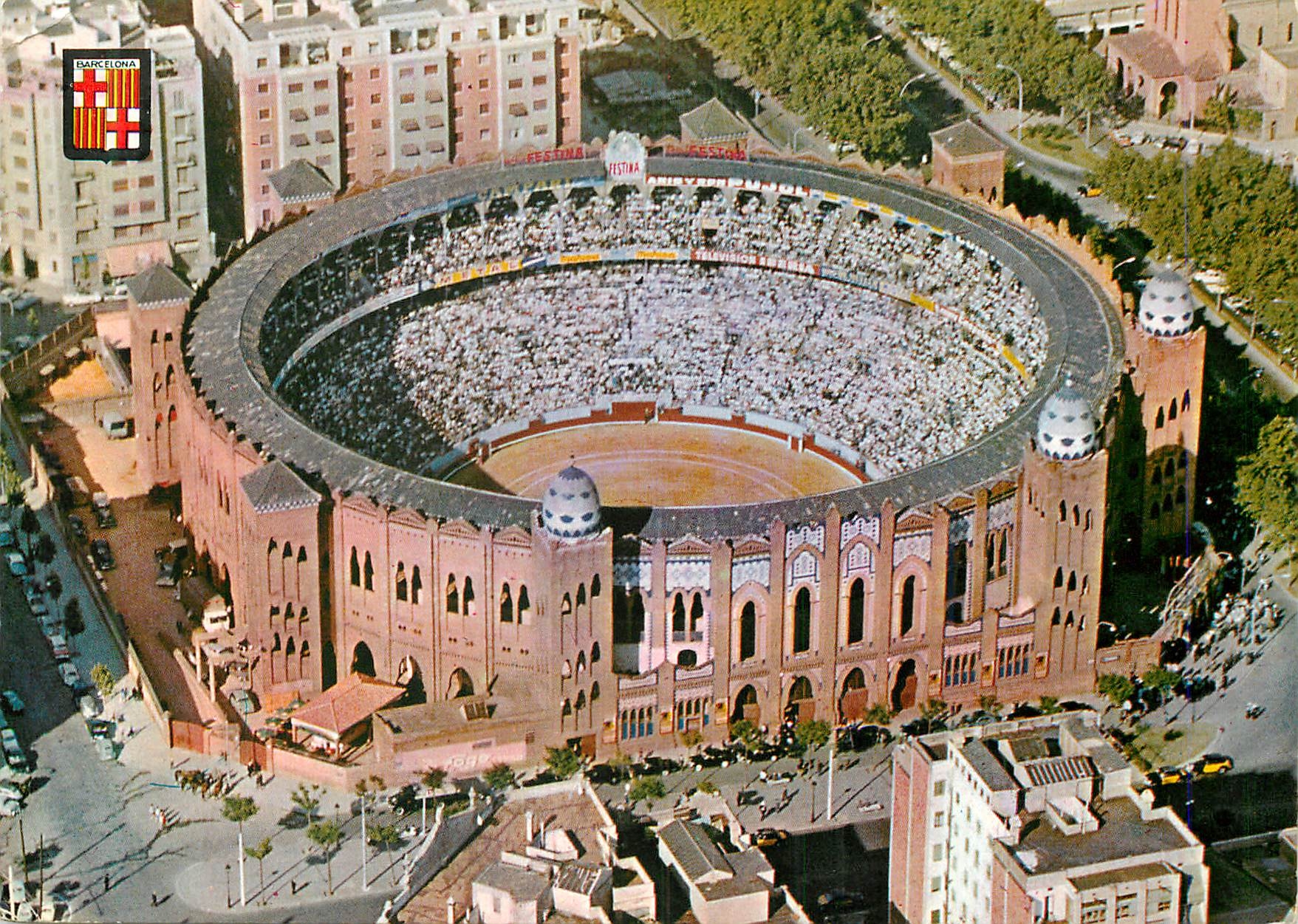 CPM Barcelona Place des taureaux Monumental Vue air Corrida