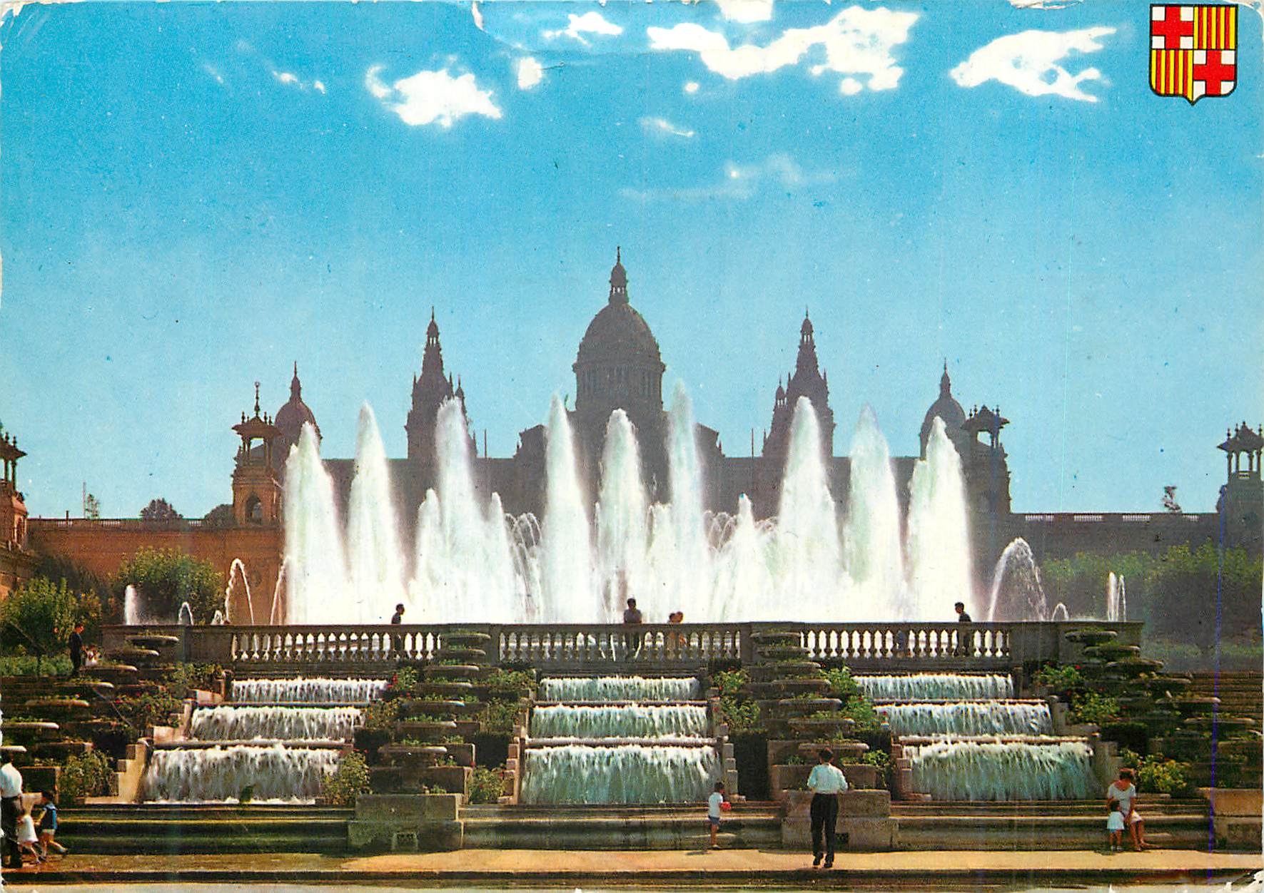 CPM Palais et Fountaine Monumental de Montjuich