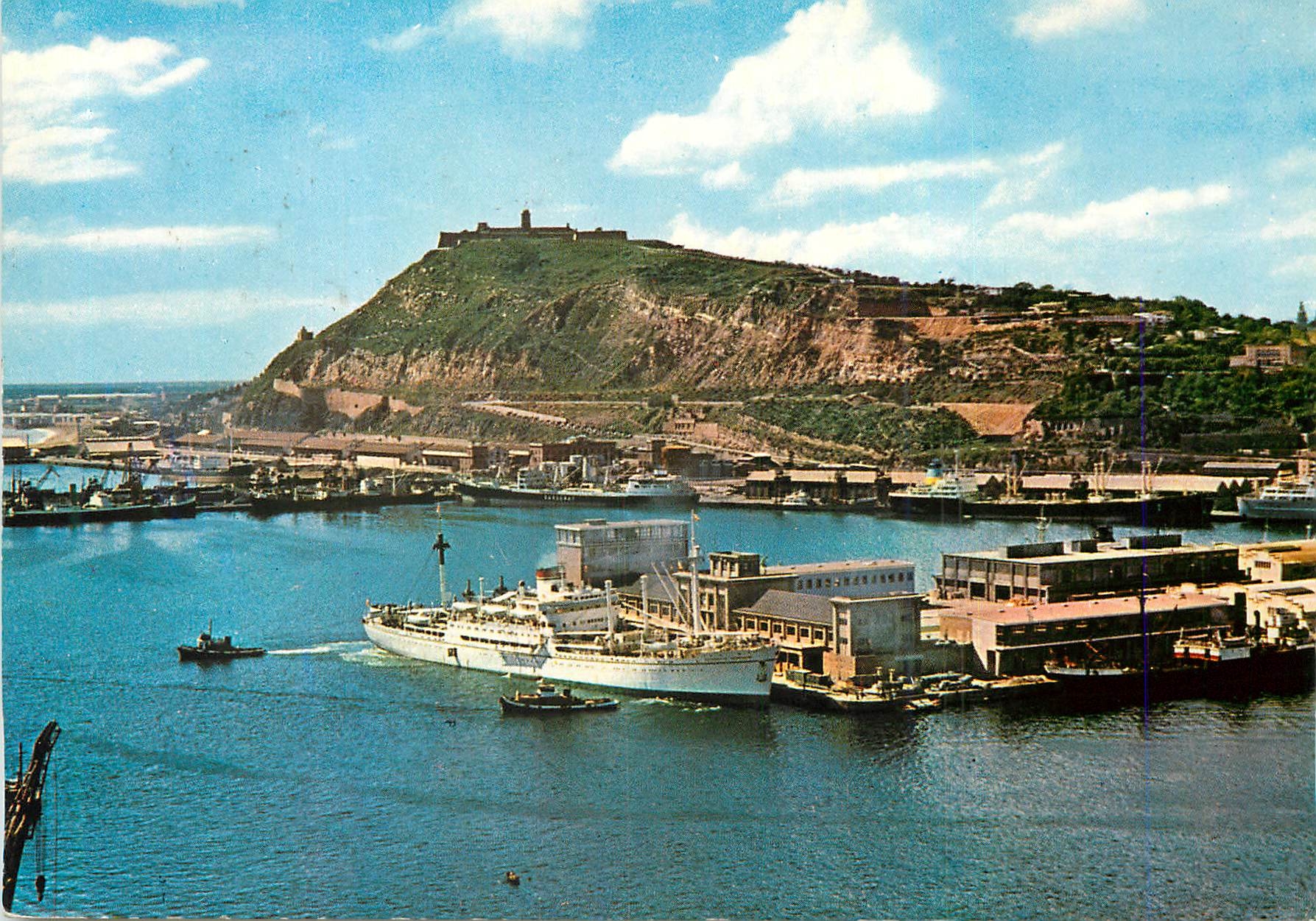 CPM Barcelona Port Gare Maritime et Montjuich Bateaux