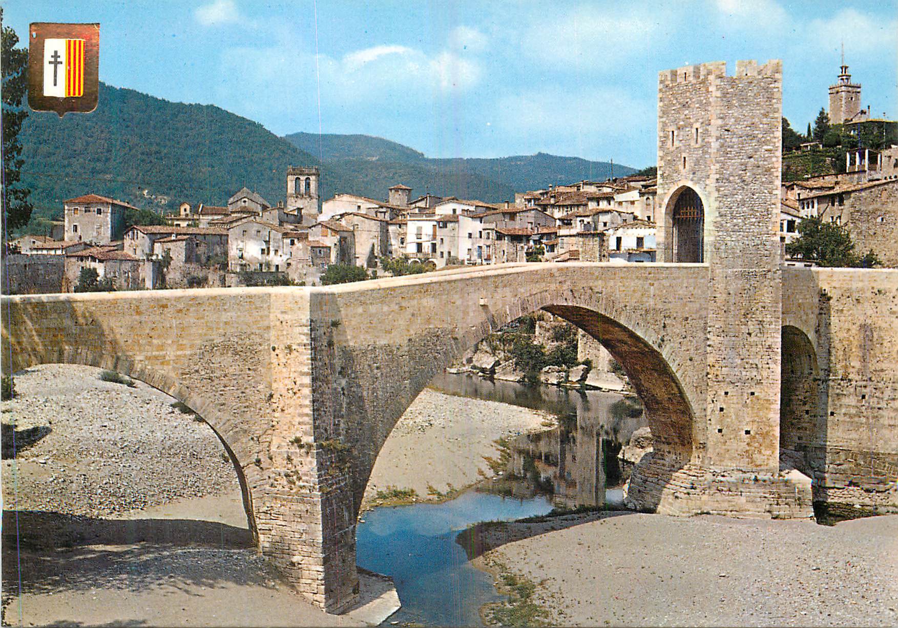 CPM Besalu (Gerona) Comptal Vila Pont Roman de XI e Siecle
