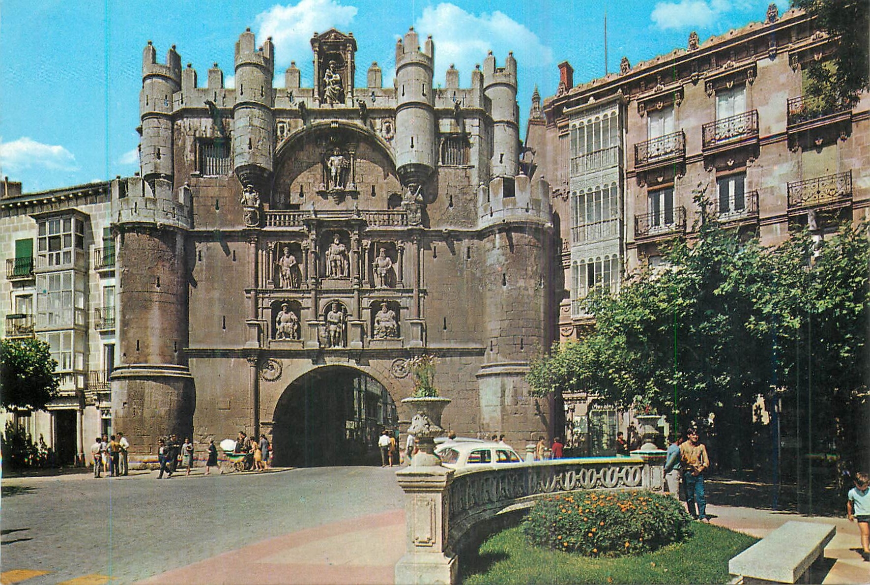 CPM Burgos Arc de la Sainte Vierge