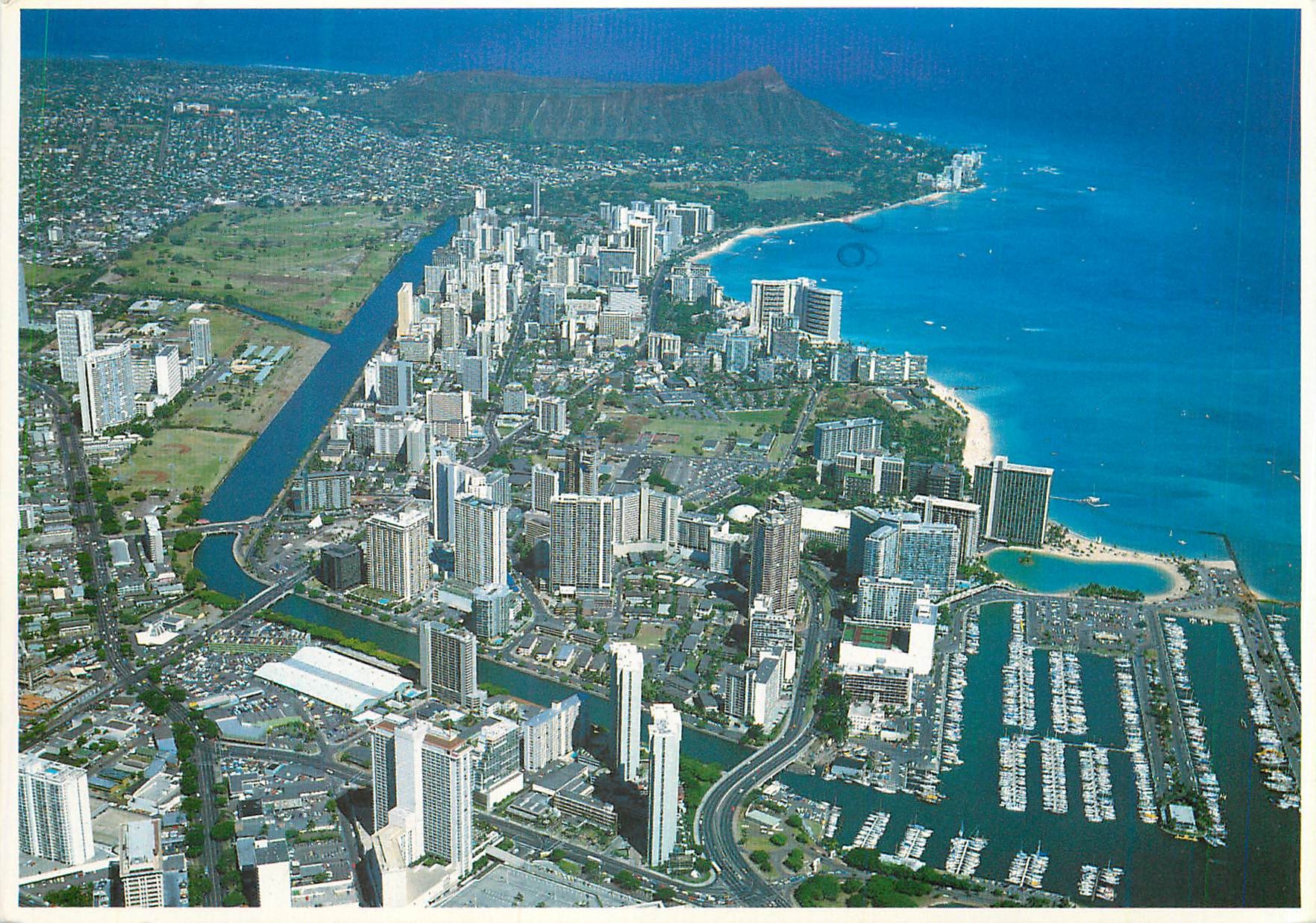 CPM Wikiki Beach Diamond Head