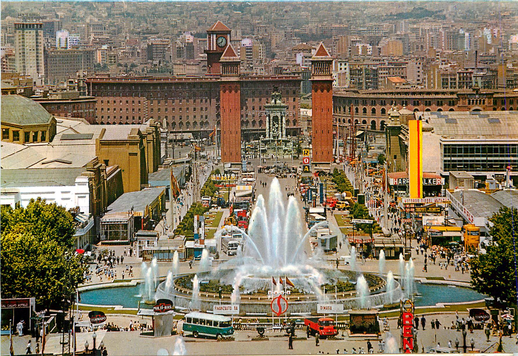 CPM Barcelona Parc de Montjuich Le Grands Jeux d'Eau