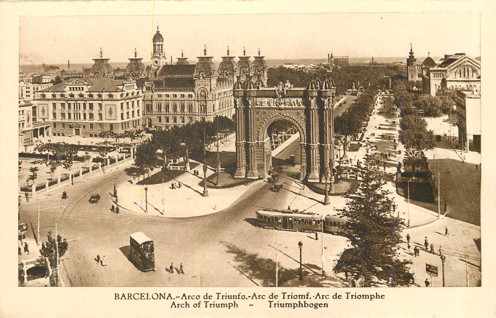 CPA Barcelona Arc de Triomphe Tramway