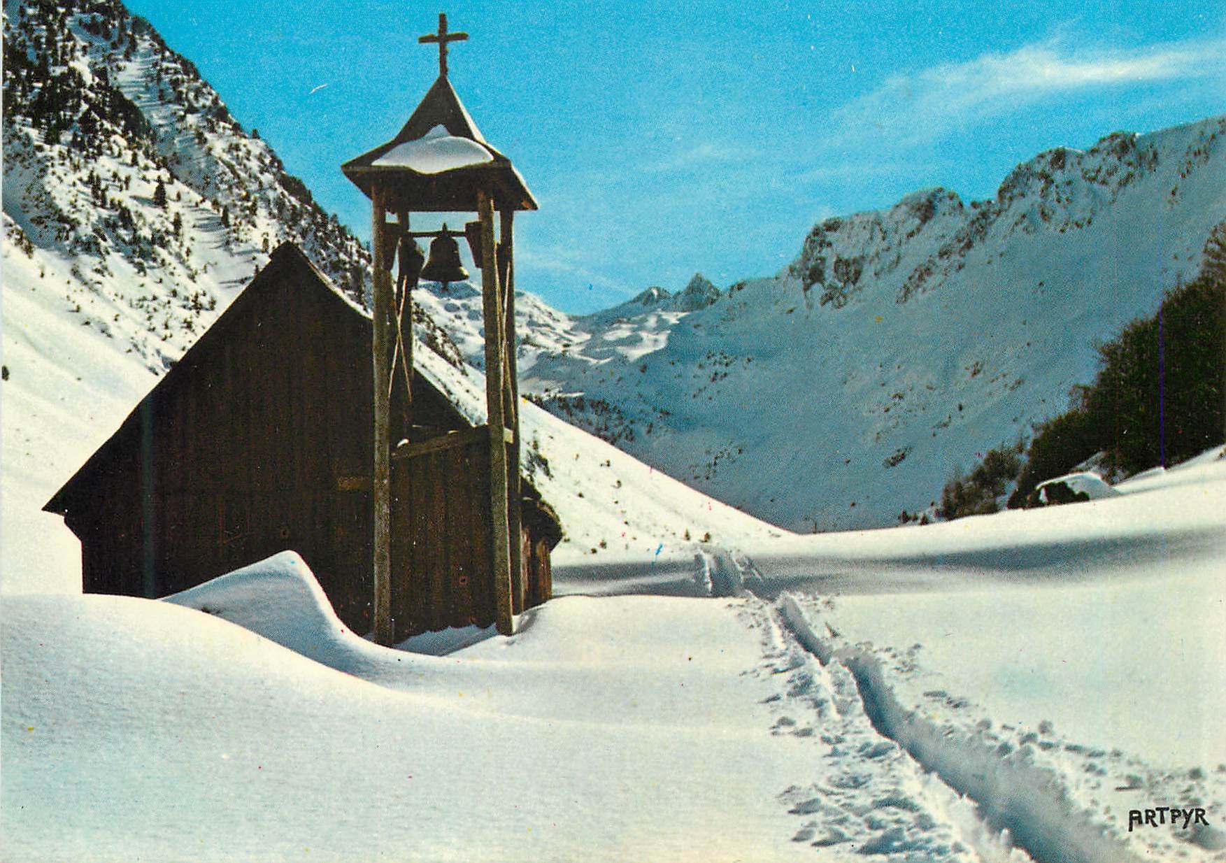 La Chapelle sous la neige — Les Pyrénées sous la neige — Photo d'ARTPYR - BAREGES (France)