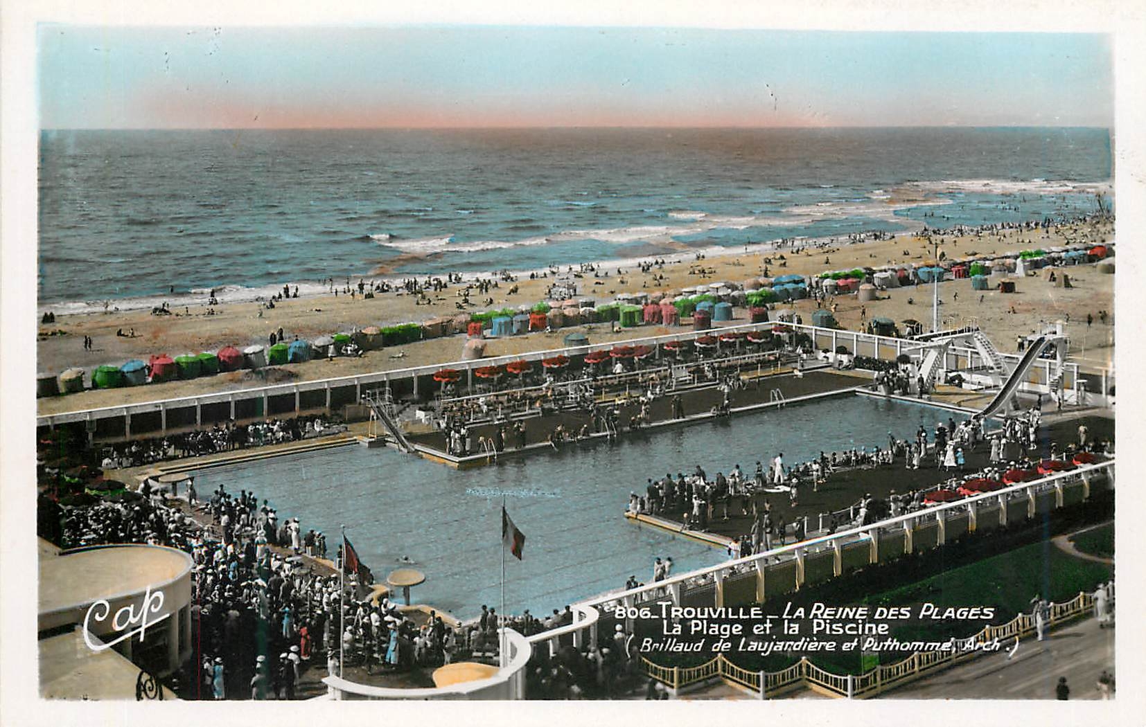 CPM Trouville La Reine des Plages La Plage et La Piscine Cap