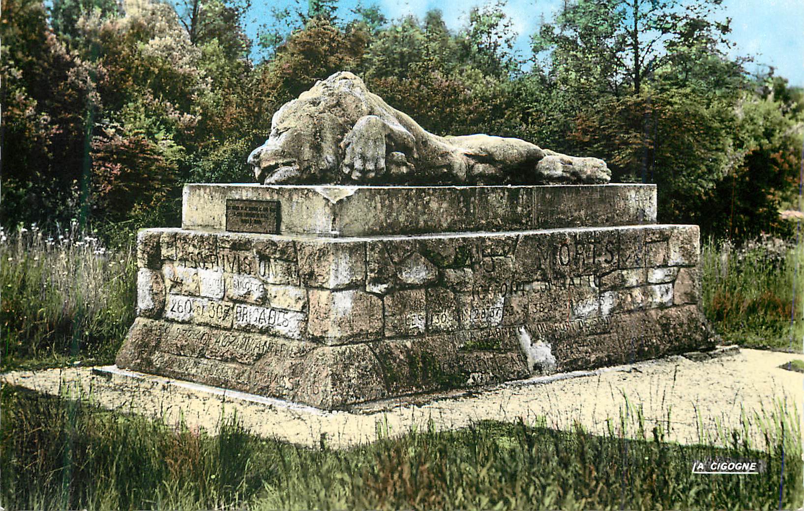 Lion de la 260e Division — Monument de la Chapelle Ste-Fine — Éditions La Cigogne