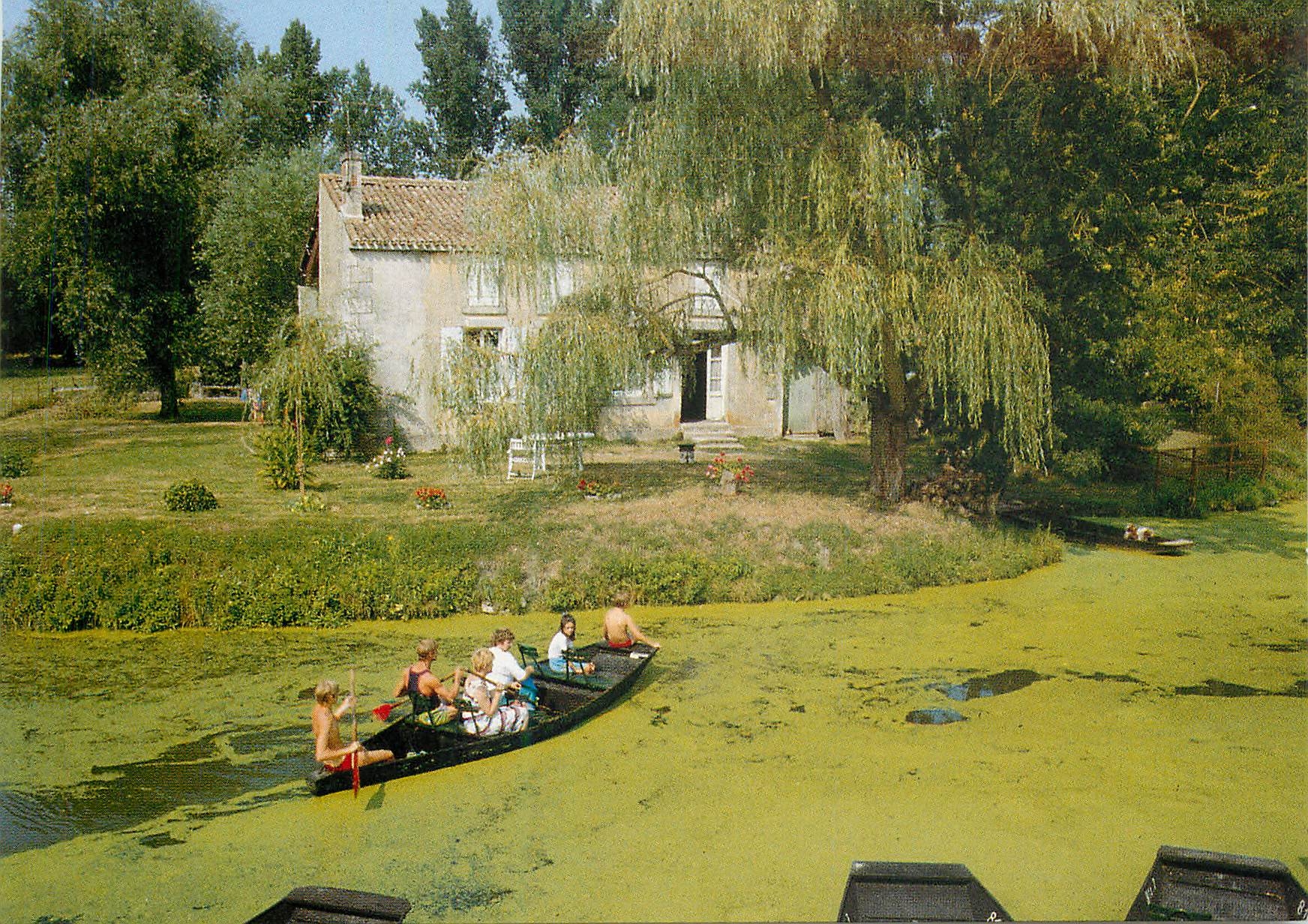 CPM La venise Verte (deux Sevres) Promenade a Arcais